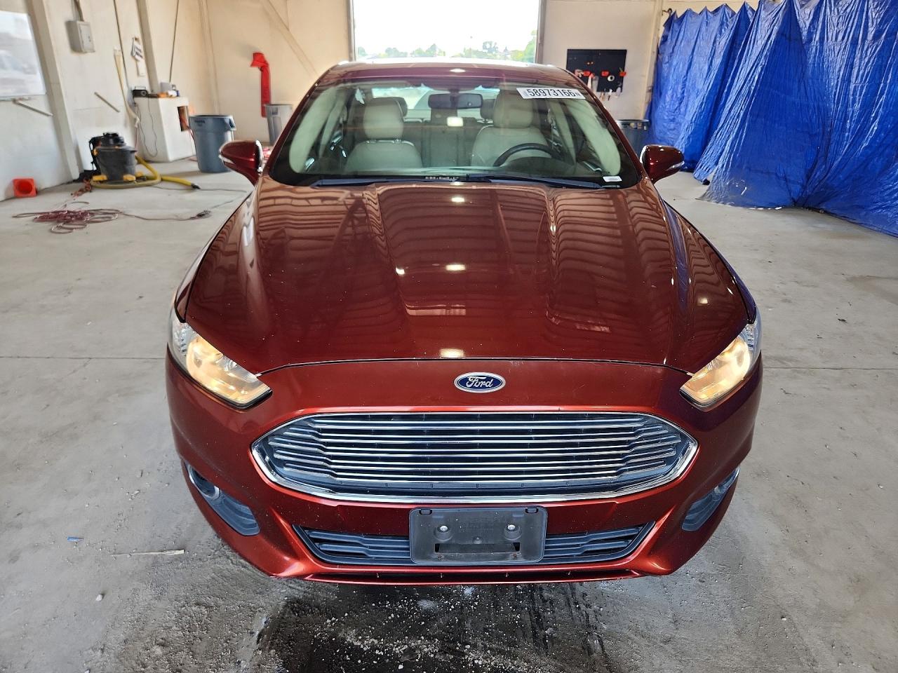 2014 Ford Fusion Se Red vin: 3FA6P0HDXER173518
