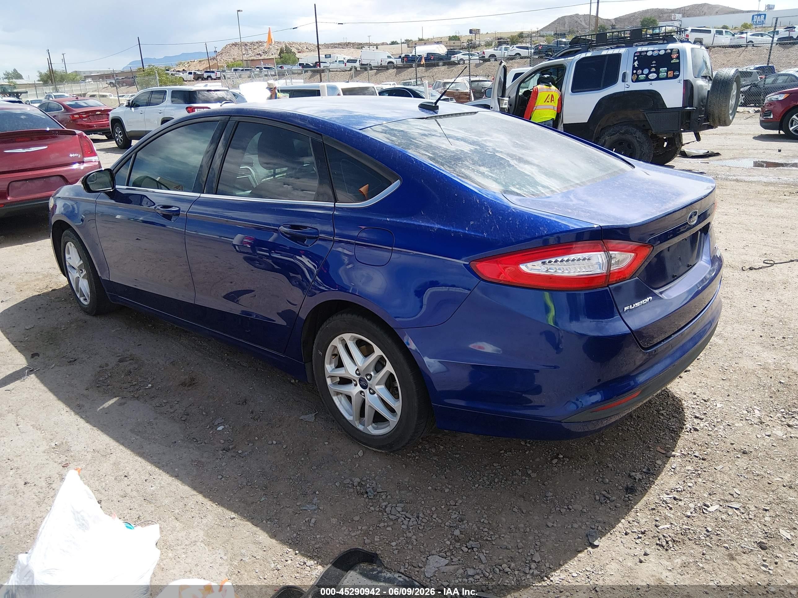 2014 Ford Fusion Se Синий vin: 3FA6P0HDXER195017