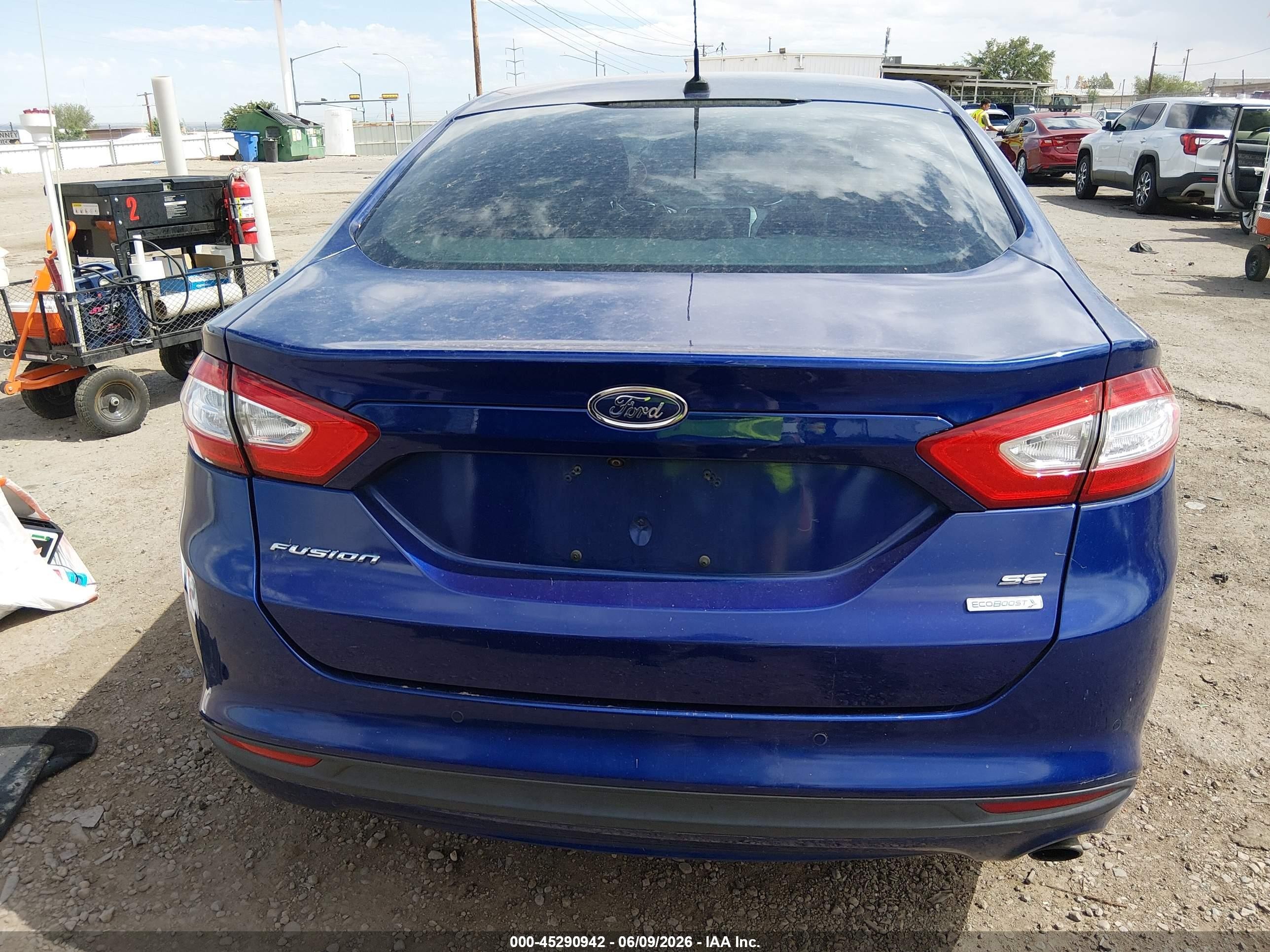 2014 Ford Fusion Se Синий vin: 3FA6P0HDXER195017