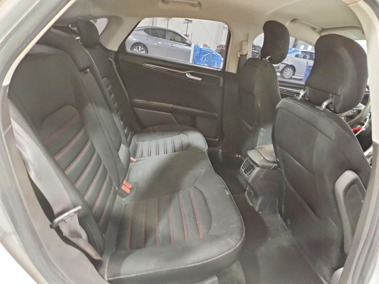 2014 Ford Fusion Se Black vin: 3FA6P0HDXER202063