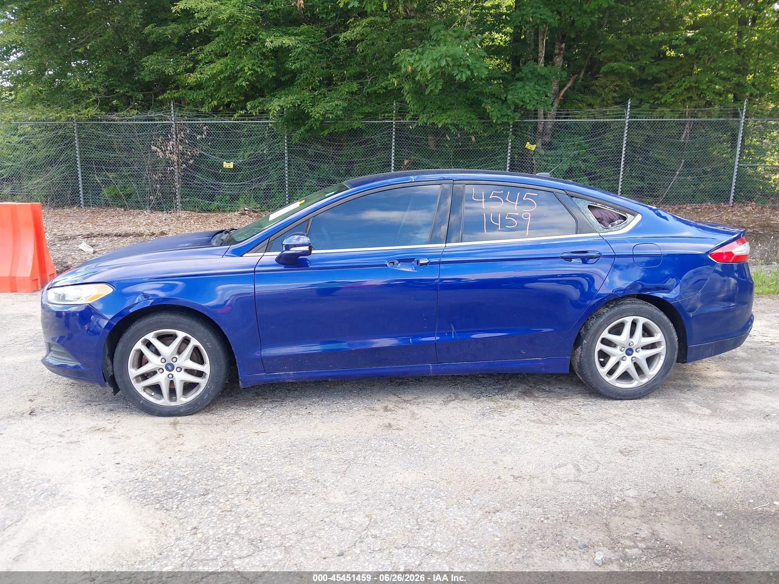 2014 Ford Fusion Se Blue vin: 3FA6P0HDXER284912