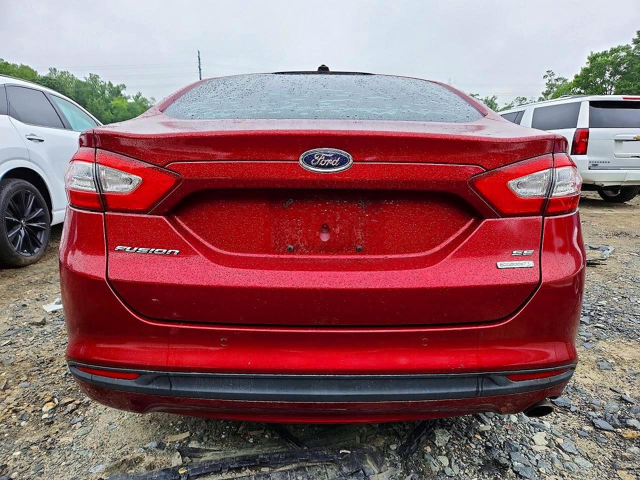 2014 Ford Fusion Se Red vin: 3FA6P0HDXER343098
