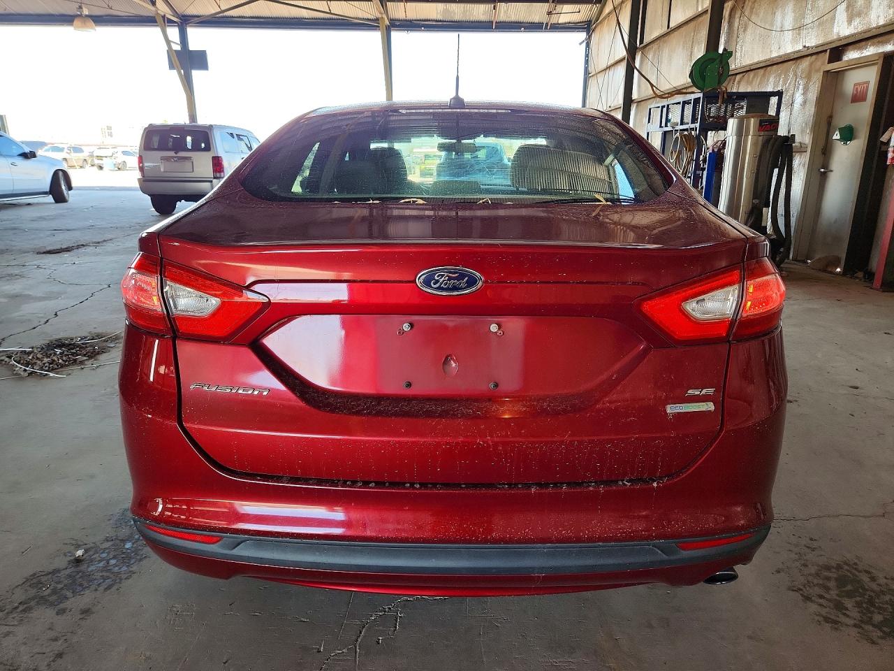 2014 Ford Fusion Se Red vin: 3FA6P0HDXER366574