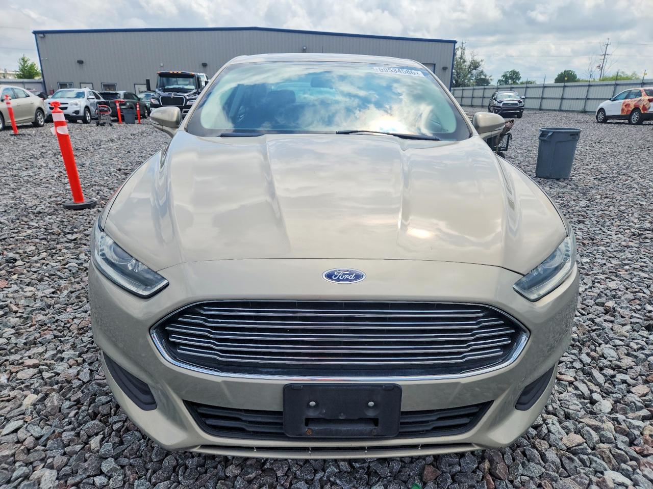 2015 Ford Fusion Se Beige vin: 3FA6P0HDXFR124787