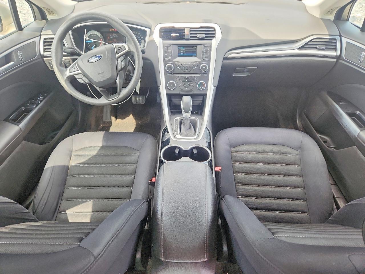 2015 Ford Fusion Se Beige vin: 3FA6P0HDXFR124787