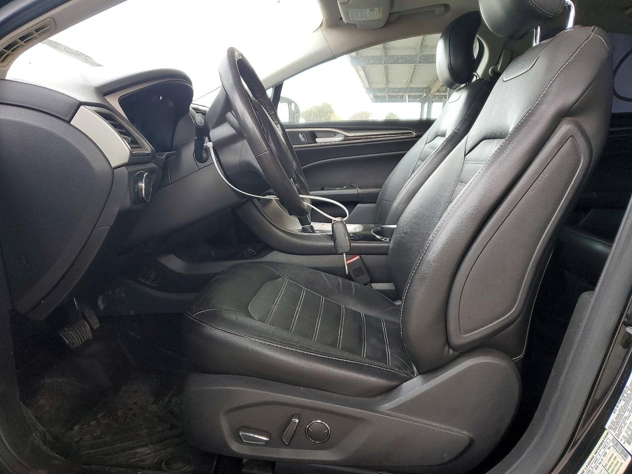 2015 Ford Fusion Se Black vin: 3FA6P0HDXFR145560