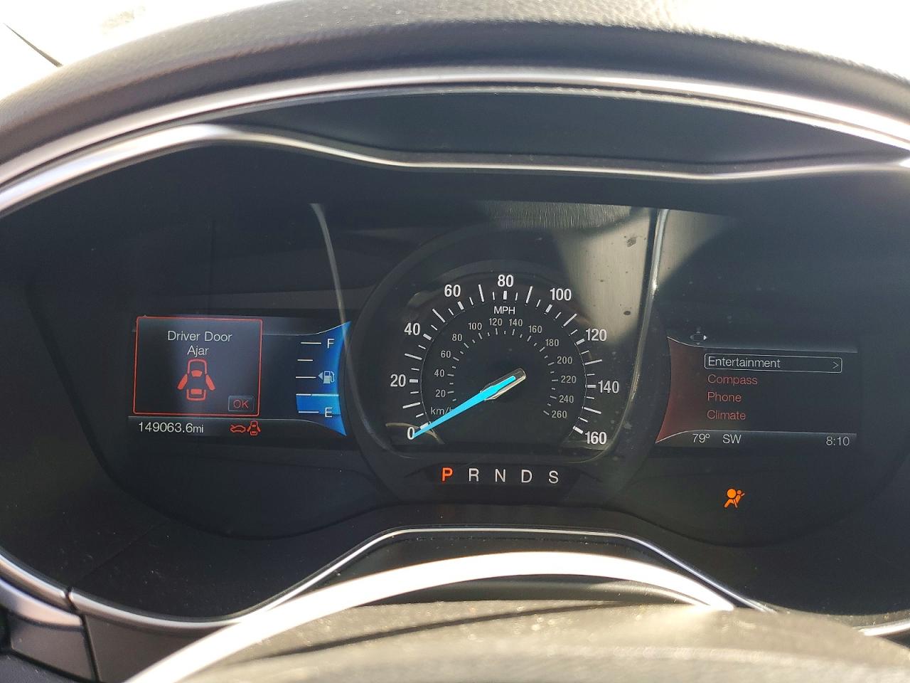 2015 Ford Fusion Se Серебряный vin: 3FA6P0HDXFR194502