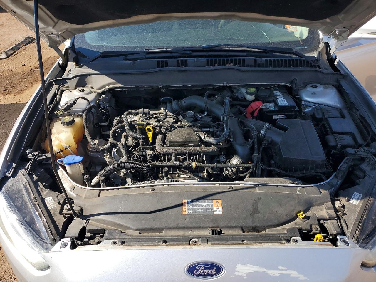 2015 Ford Fusion Se Серебряный vin: 3FA6P0HDXFR194502