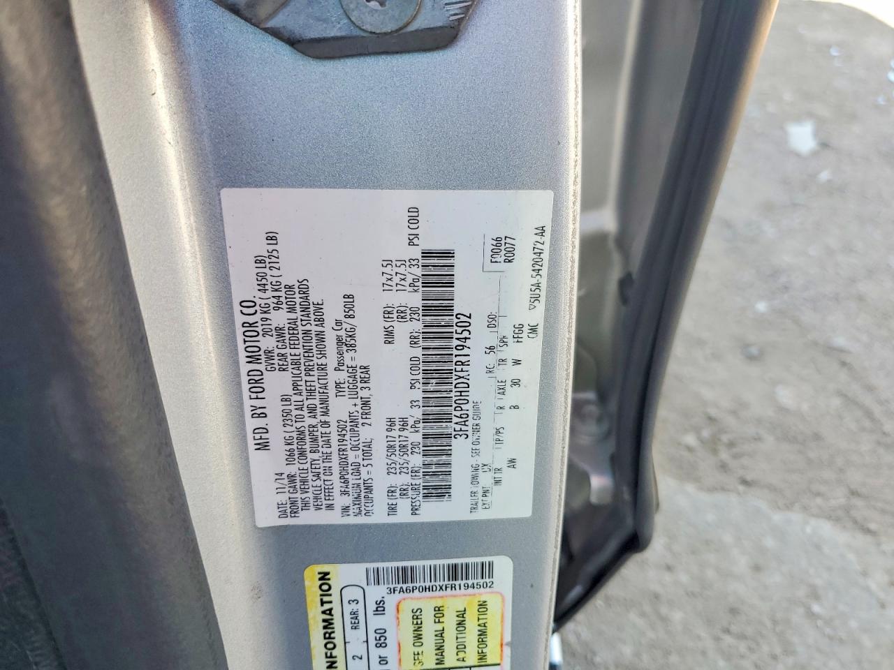 2015 Ford Fusion Se Серебряный vin: 3FA6P0HDXFR194502