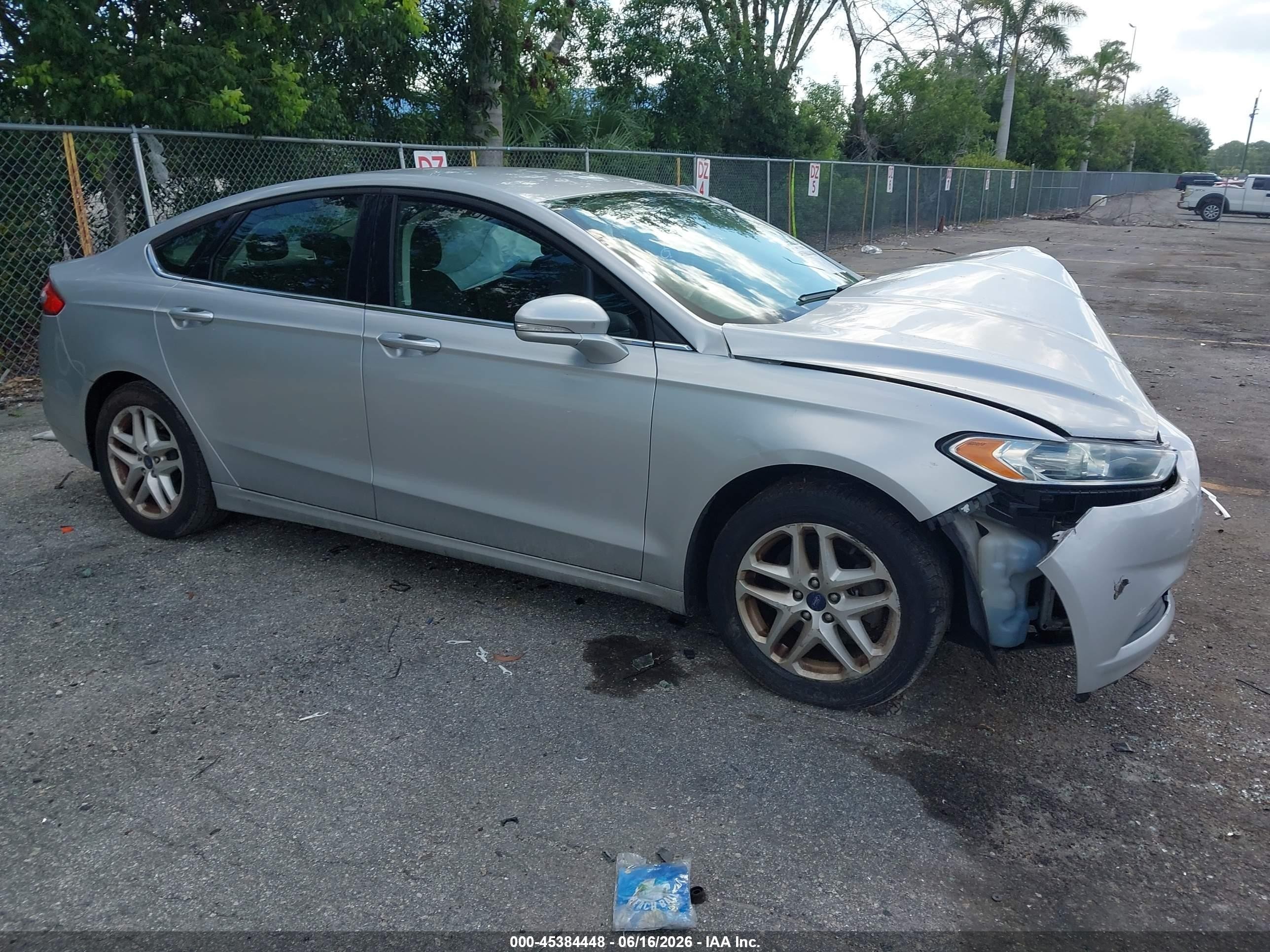 2015 Ford Fusion Se Silver vin: 3FA6P0HDXFR261745