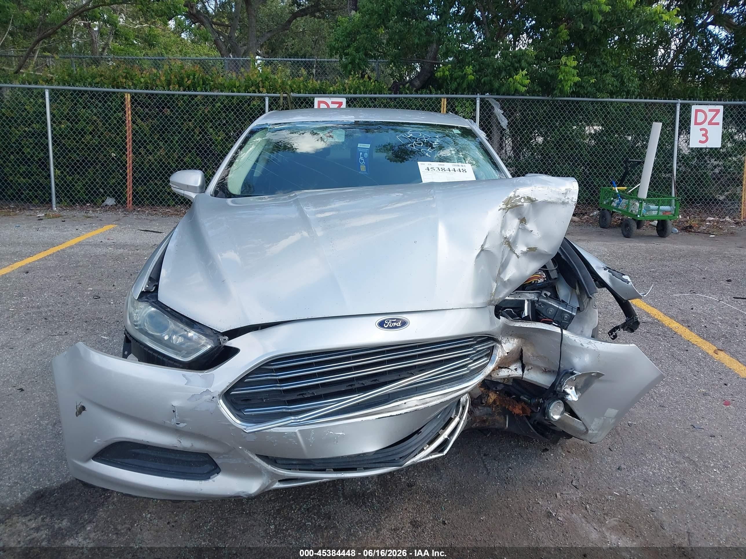 2015 Ford Fusion Se Silver vin: 3FA6P0HDXFR261745