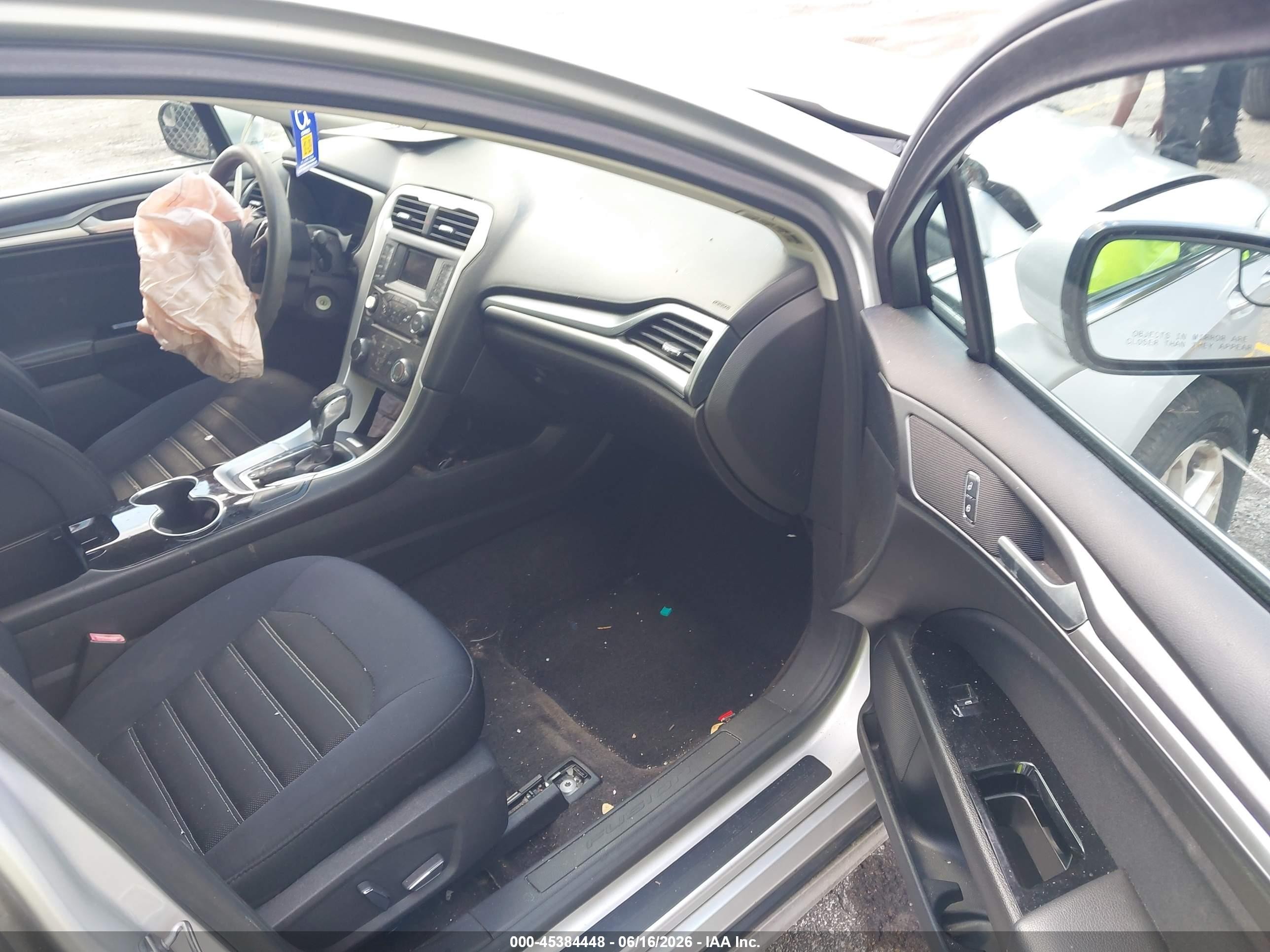 2015 Ford Fusion Se Silver vin: 3FA6P0HDXFR261745