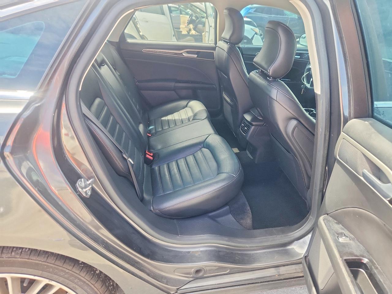 2015 Ford Fusion Se Charcoal vin: 3FA6P0HDXFR288427