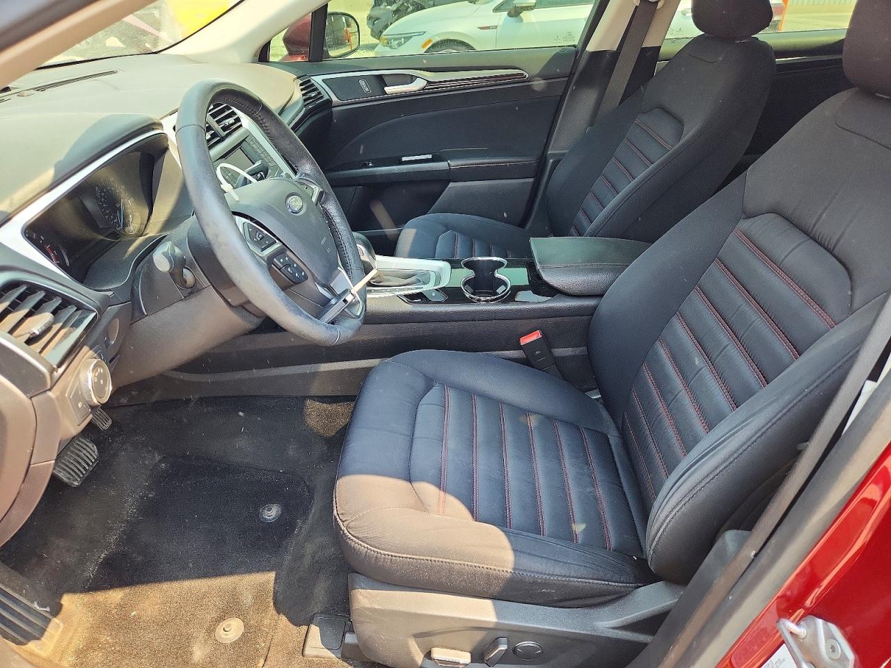 2015 Ford Fusion Se Burgundy vin: 3FA6P0HDXFR293854