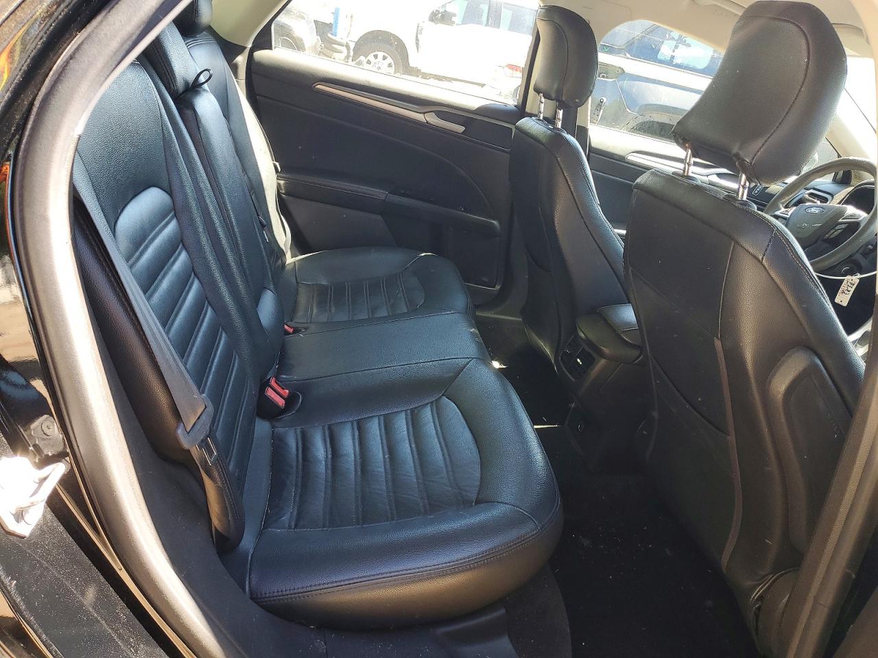 2016 Ford Fusion Se Black vin: 3FA6P0HDXGR377920