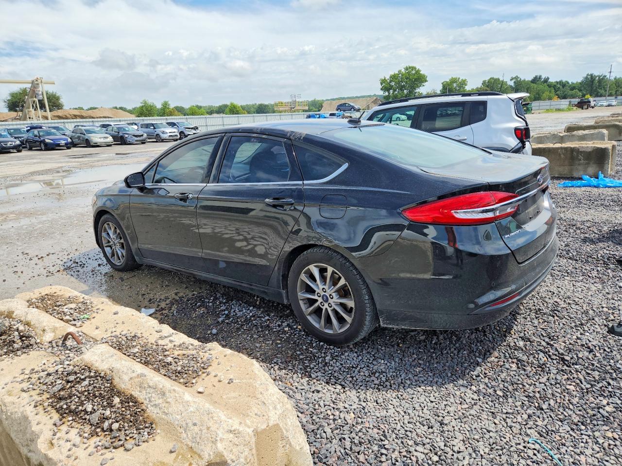 2017 Ford Fusion Se Black vin: 3FA6P0HDXHR303687