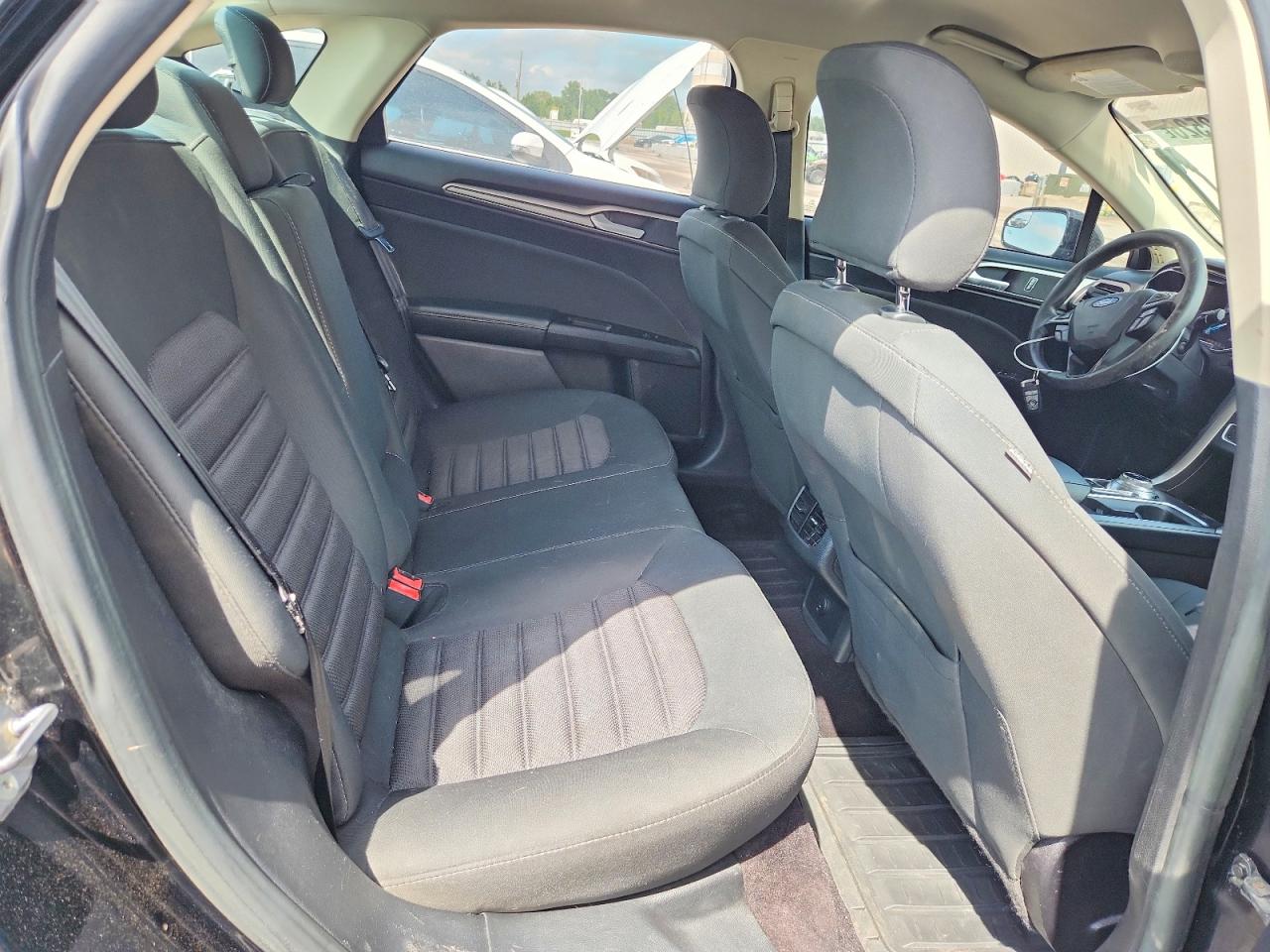 2017 Ford Fusion Se Black vin: 3FA6P0HDXHR303687