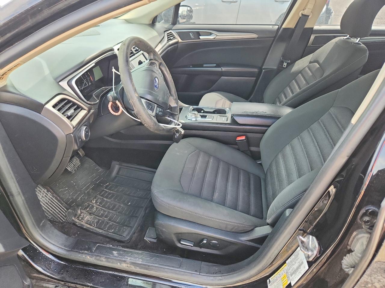 2017 Ford Fusion Se Black vin: 3FA6P0HDXHR303687