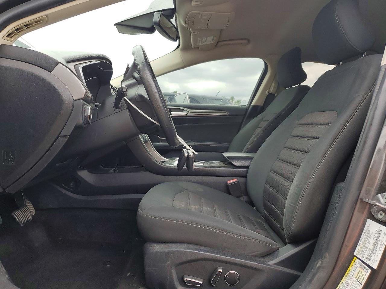 2019 Ford Fusion Se Gray vin: 3FA6P0HDXKR226679