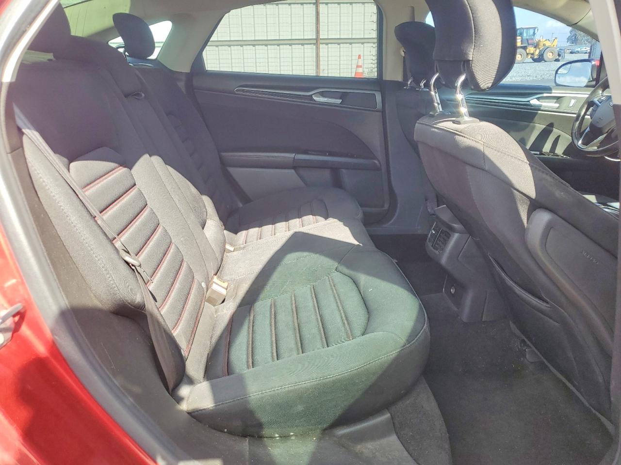 2013 Ford Fusion Se Red vin: 3FA6P0HR0DR267613