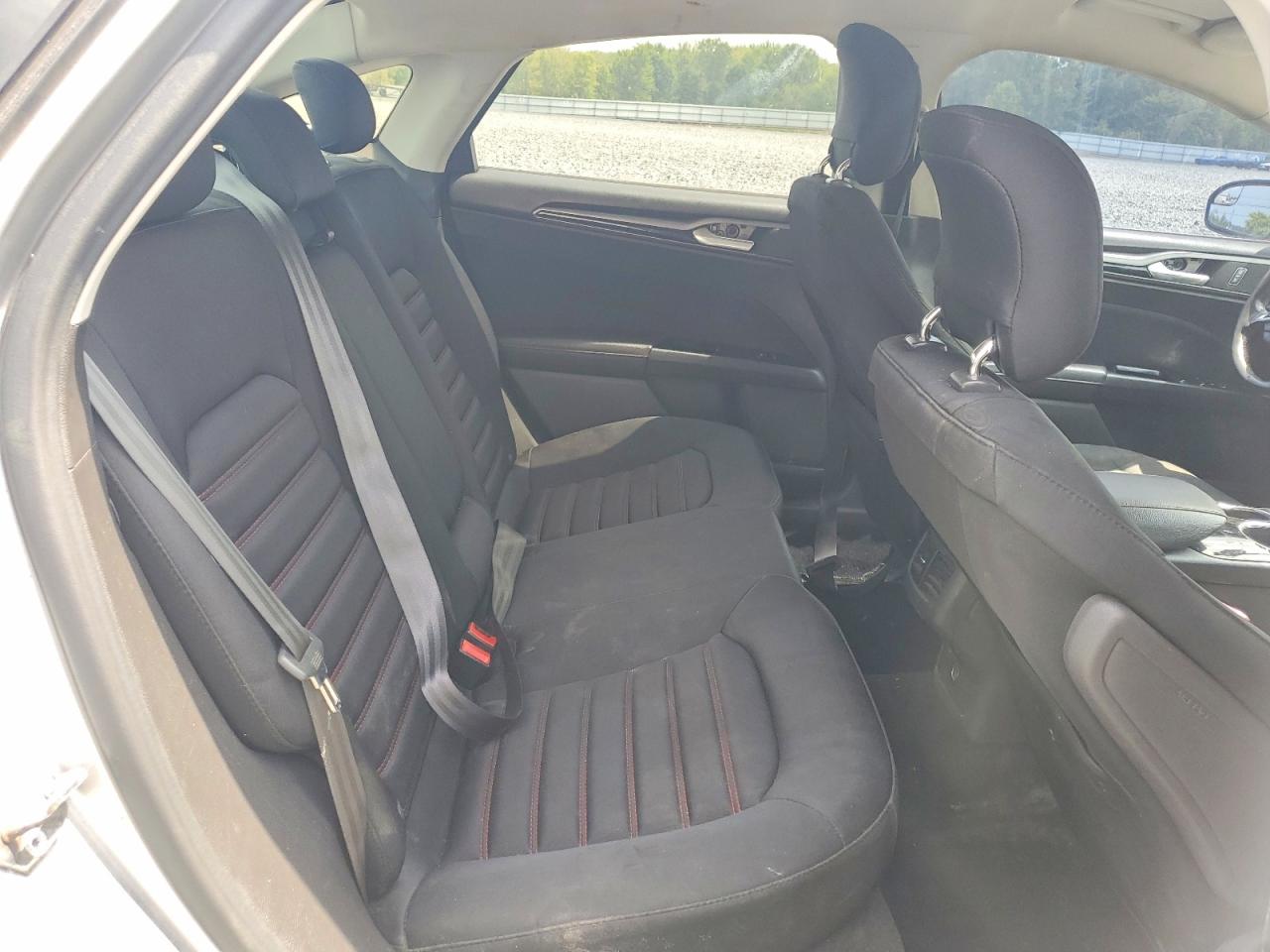 2013 Ford Fusion Se Silver vin: 3FA6P0HR0DR320794