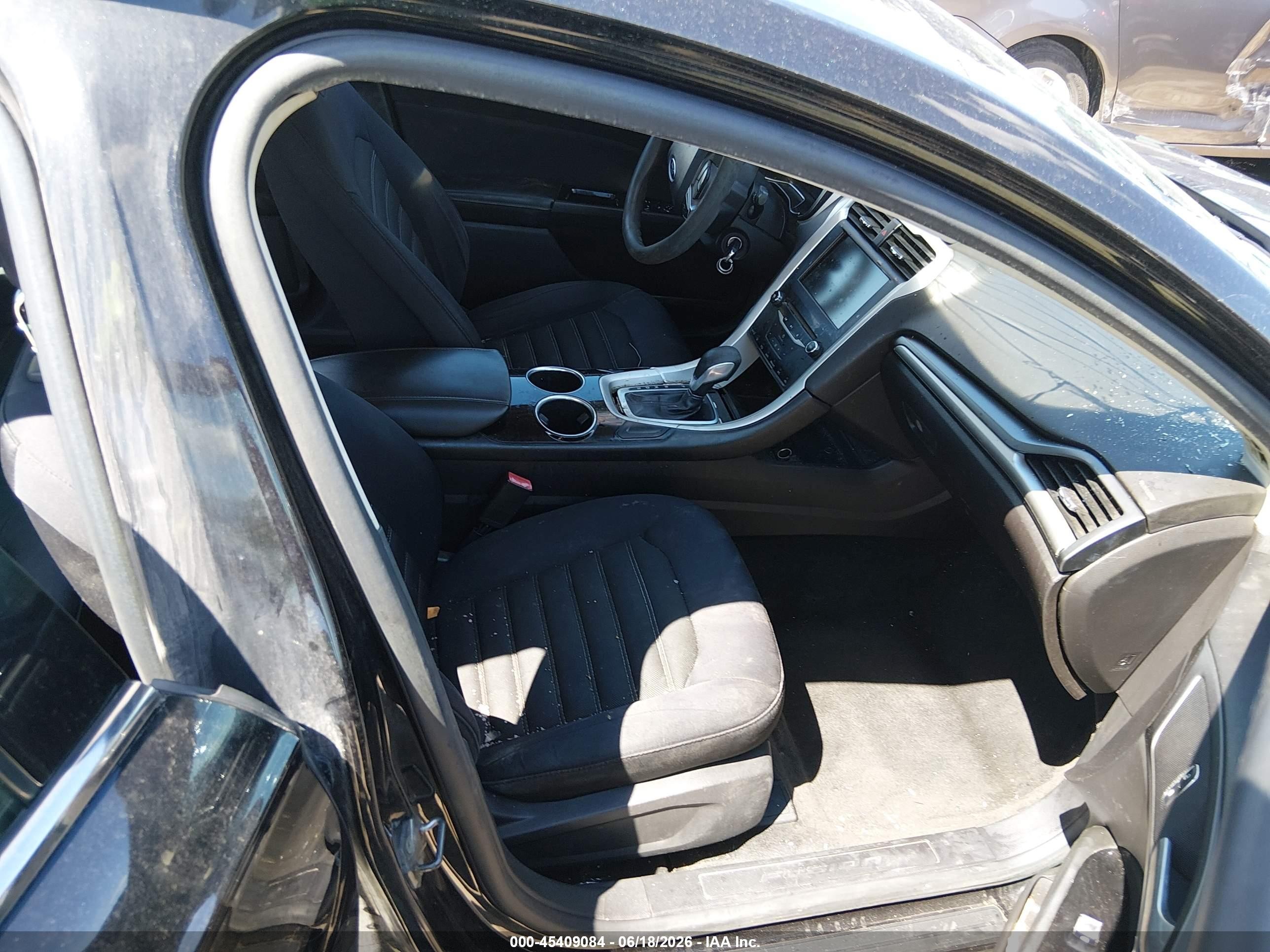 2013 Ford Fusion Se Черный vin: 3FA6P0HR0DR357604