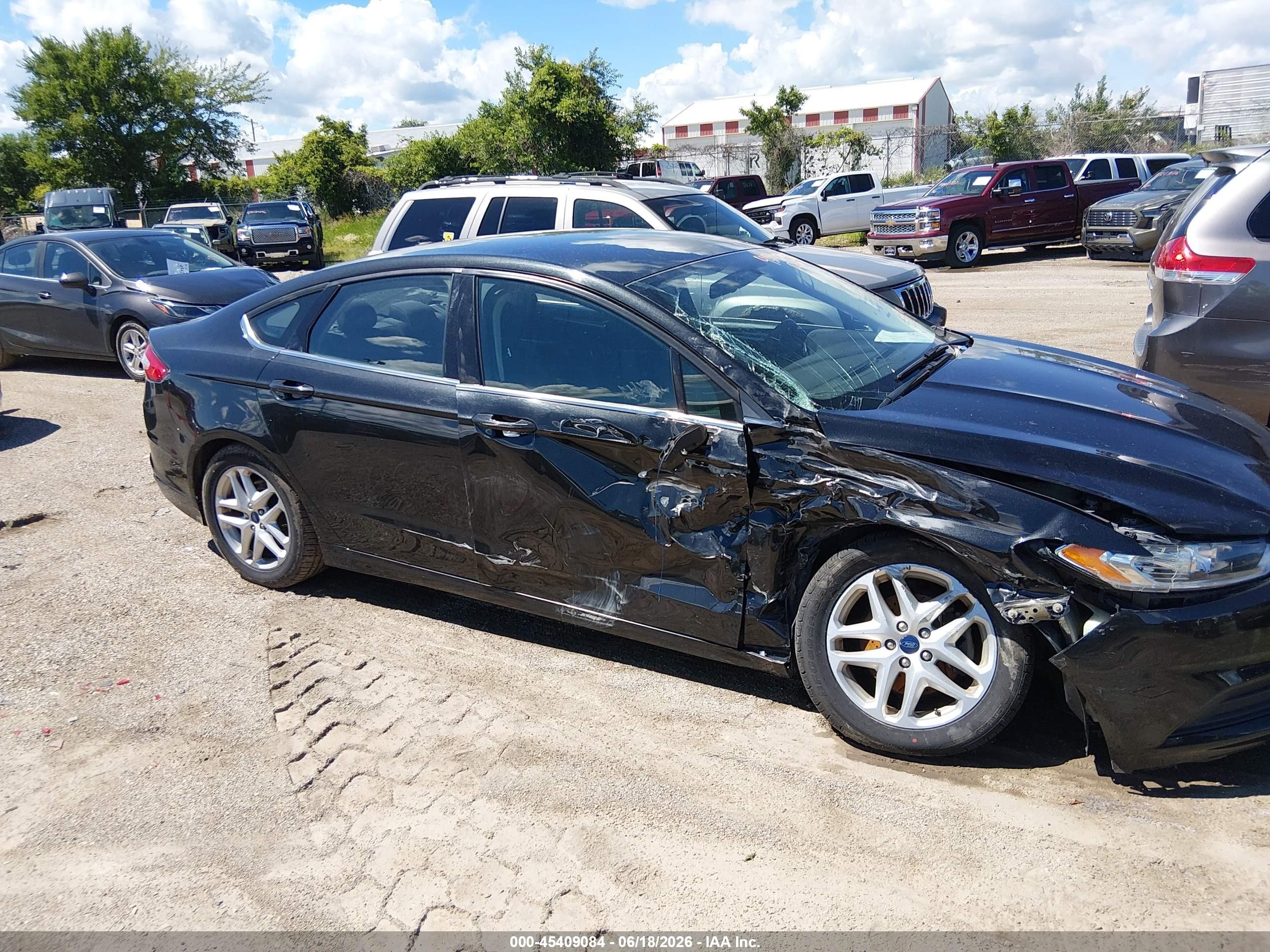 2013 Ford Fusion Se Черный vin: 3FA6P0HR0DR357604