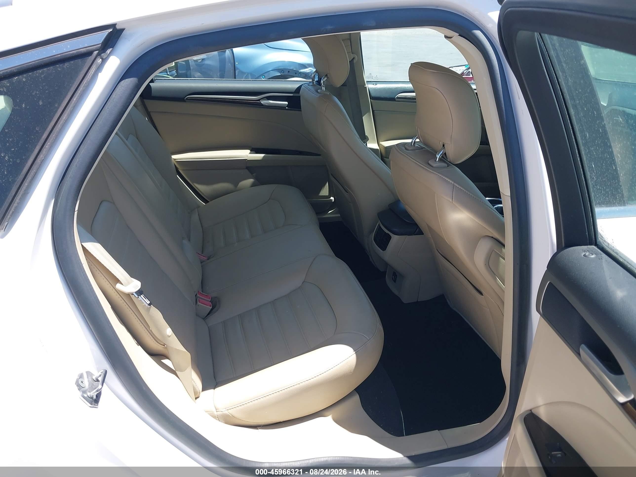 2013 Ford Fusion Se White vin: 3FA6P0HR0DR379716