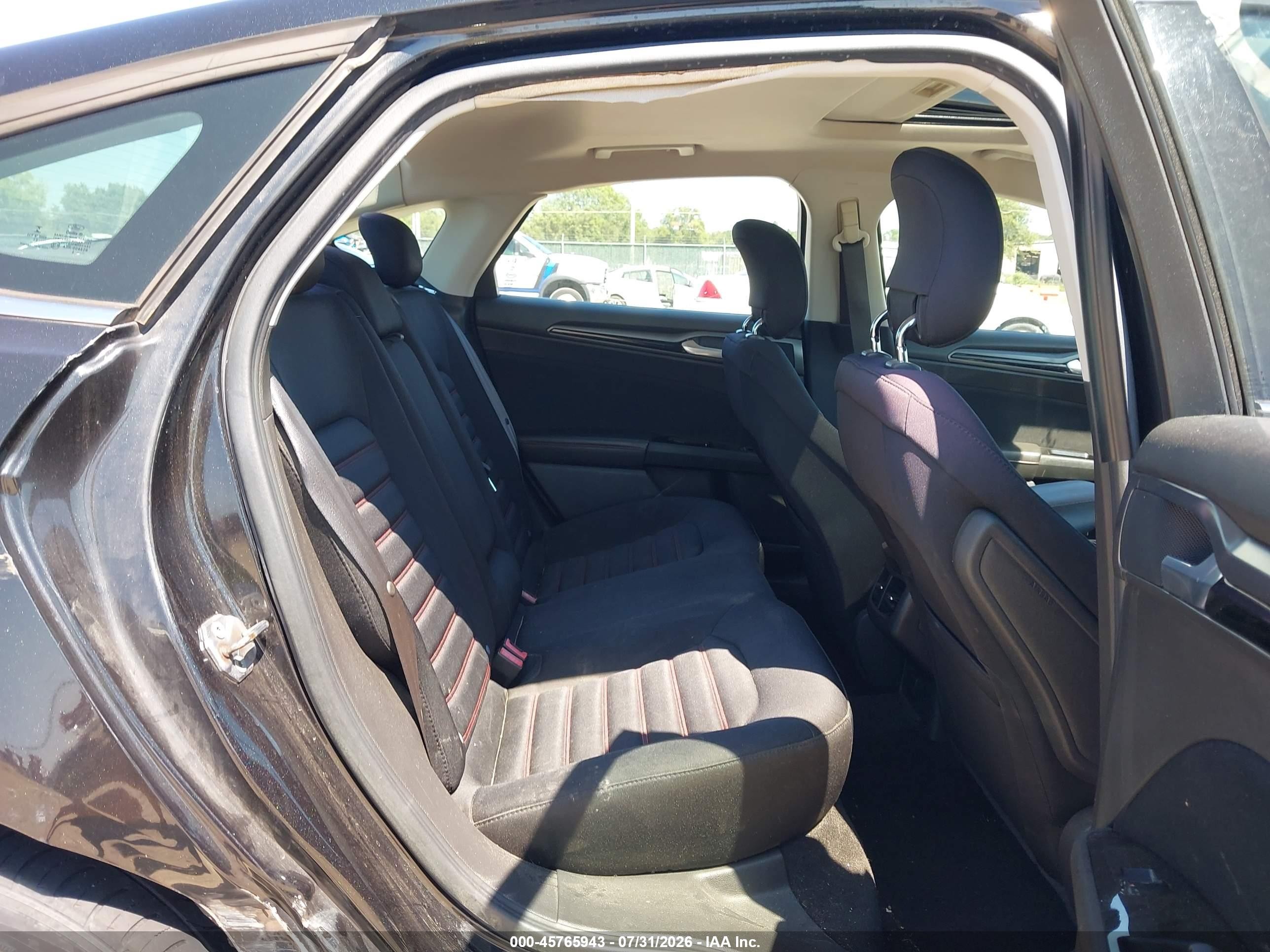 2013 Ford Fusion Se Черный vin: 3FA6P0HR1DR101729