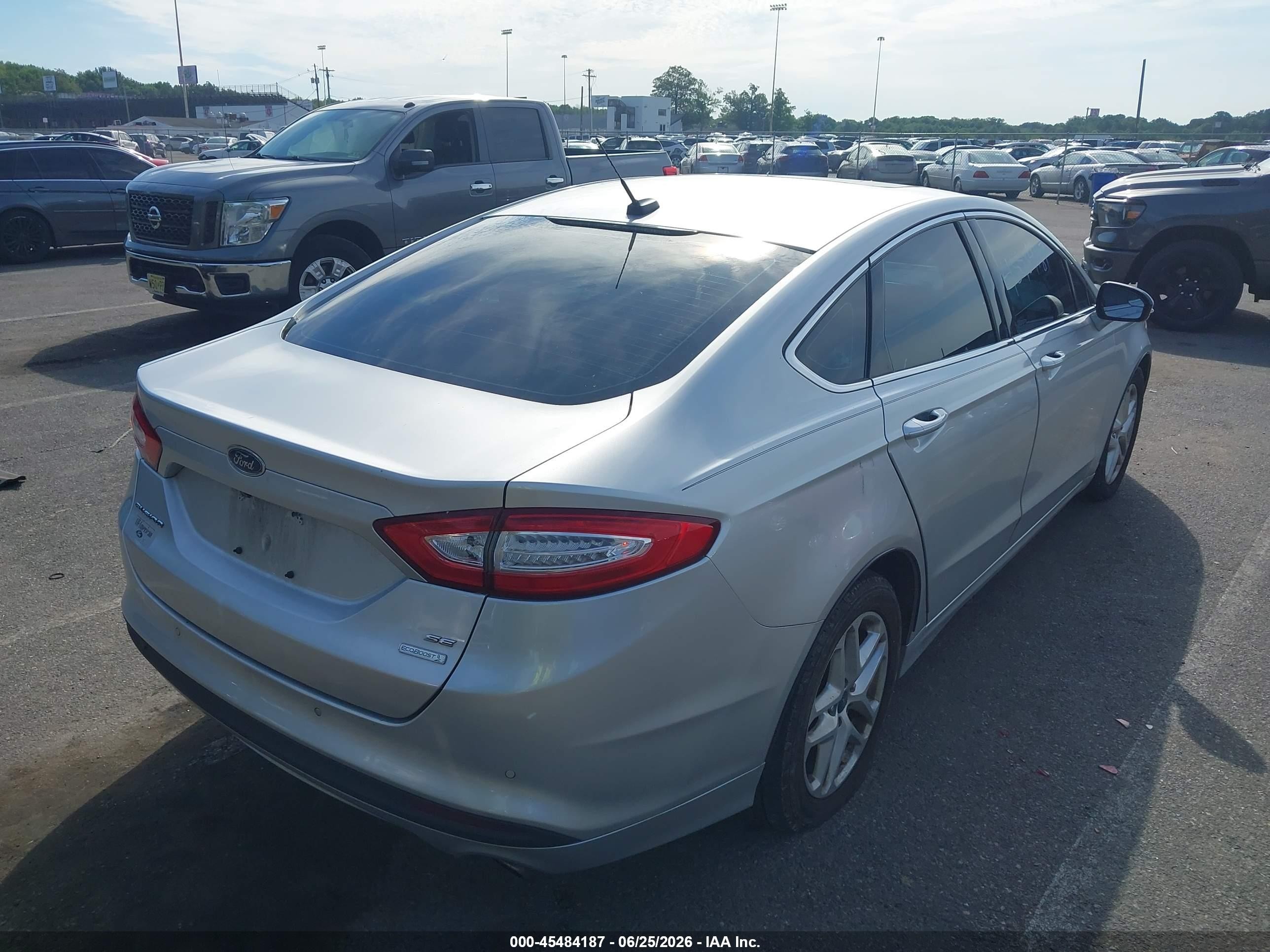2013 Ford Fusion Se Silver vin: 3FA6P0HR1DR127778