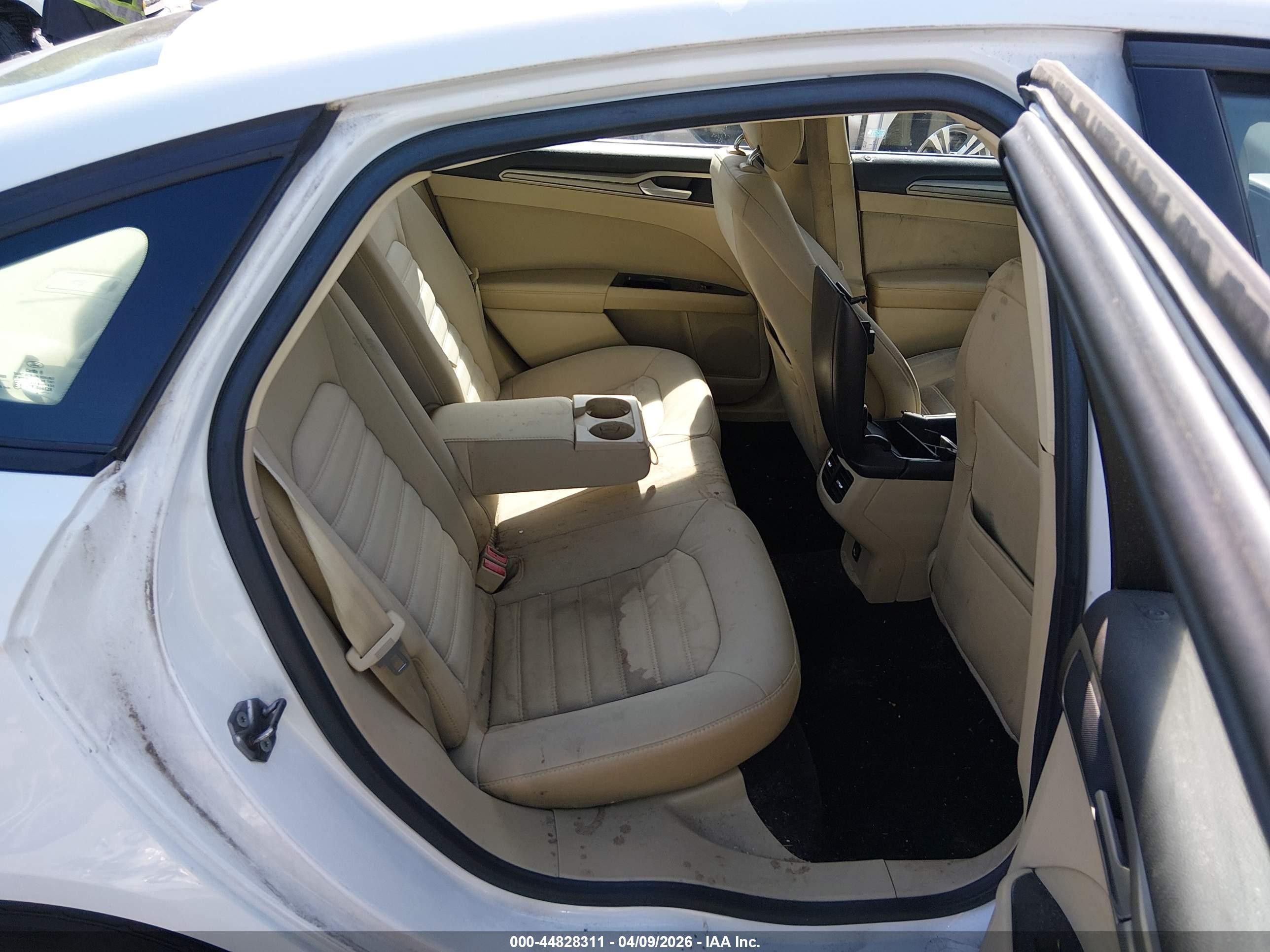 2013 Ford Fusion Se White vin: 3FA6P0HR1DR143799