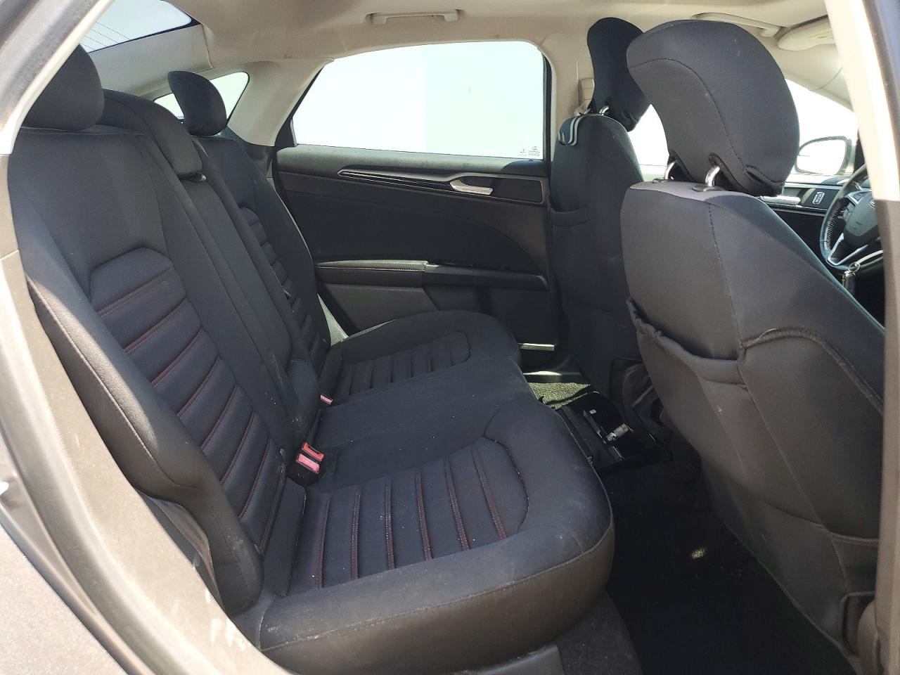 2013 Ford Fusion Se Серый vin: 3FA6P0HR1DR167682