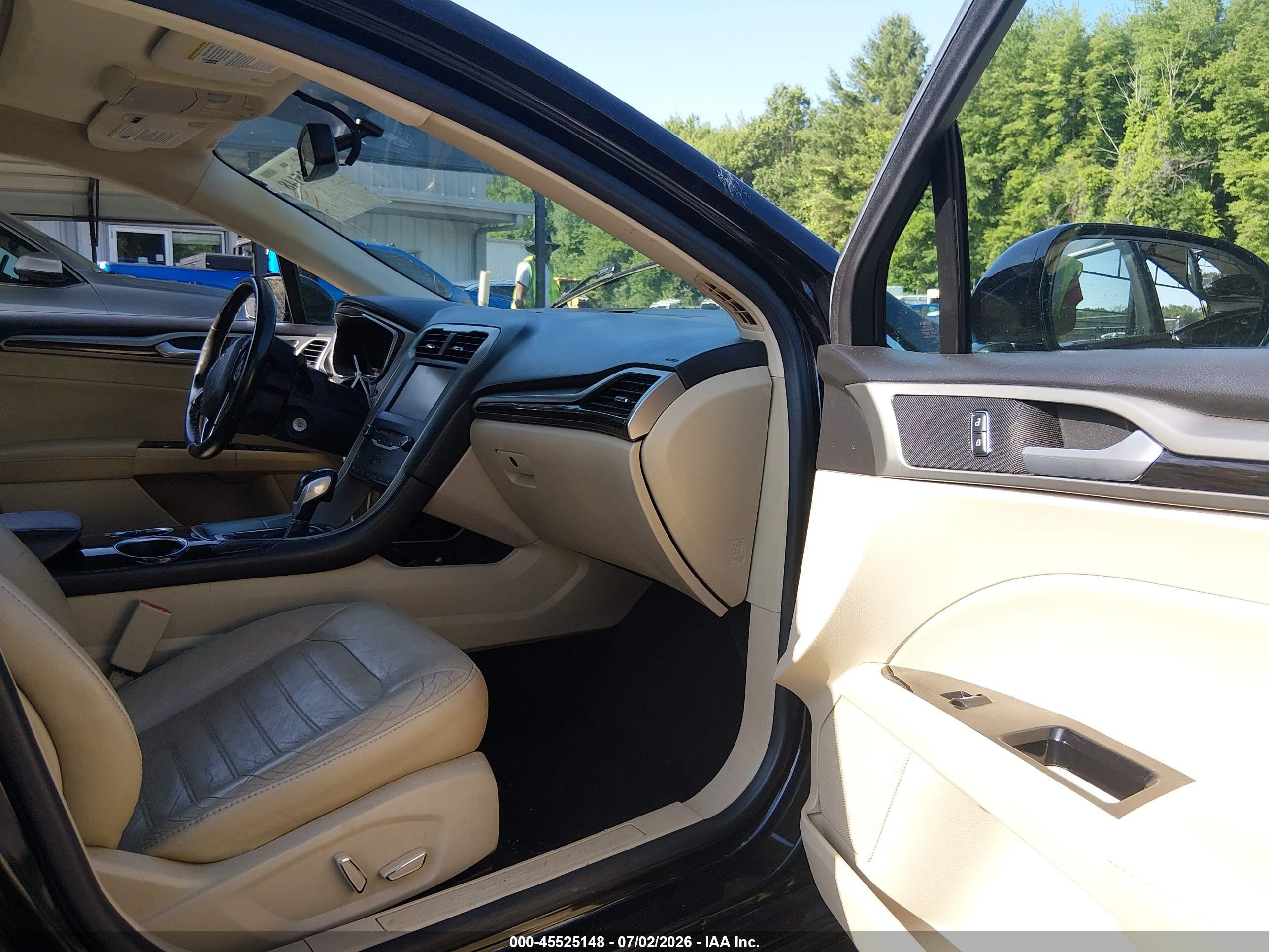 2013 Ford Fusion Se Black vin: 3FA6P0HR1DR196776