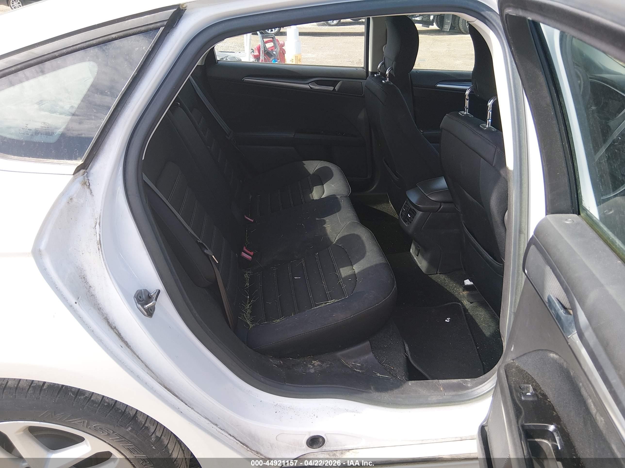 2013 Ford Fusion Se White vin: 3FA6P0HR1DR226018
