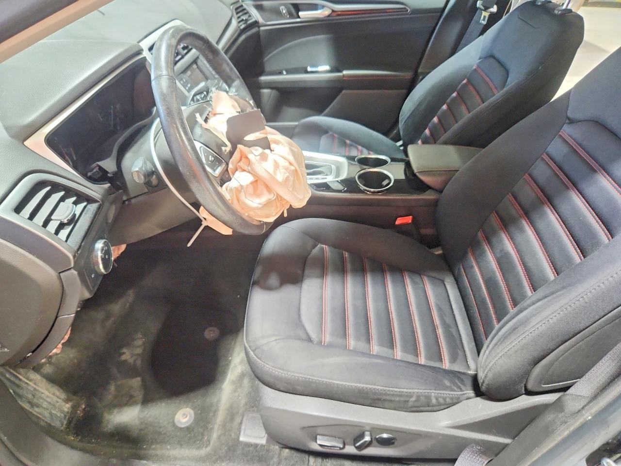 2013 Ford Fusion Se Черный vin: 3FA6P0HR1DR247287