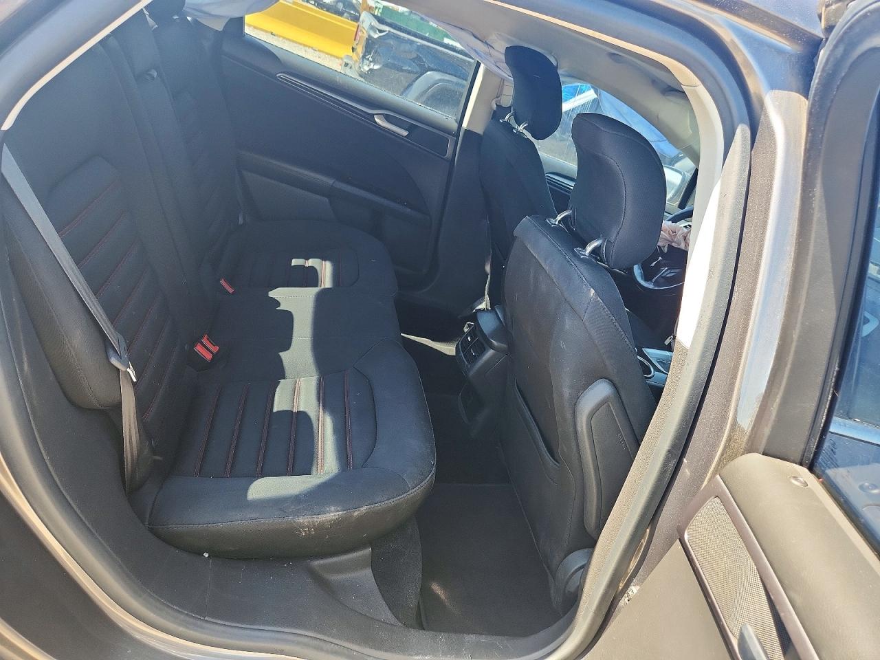 2013 Ford Fusion Se Серый vin: 3FA6P0HR1DR260816