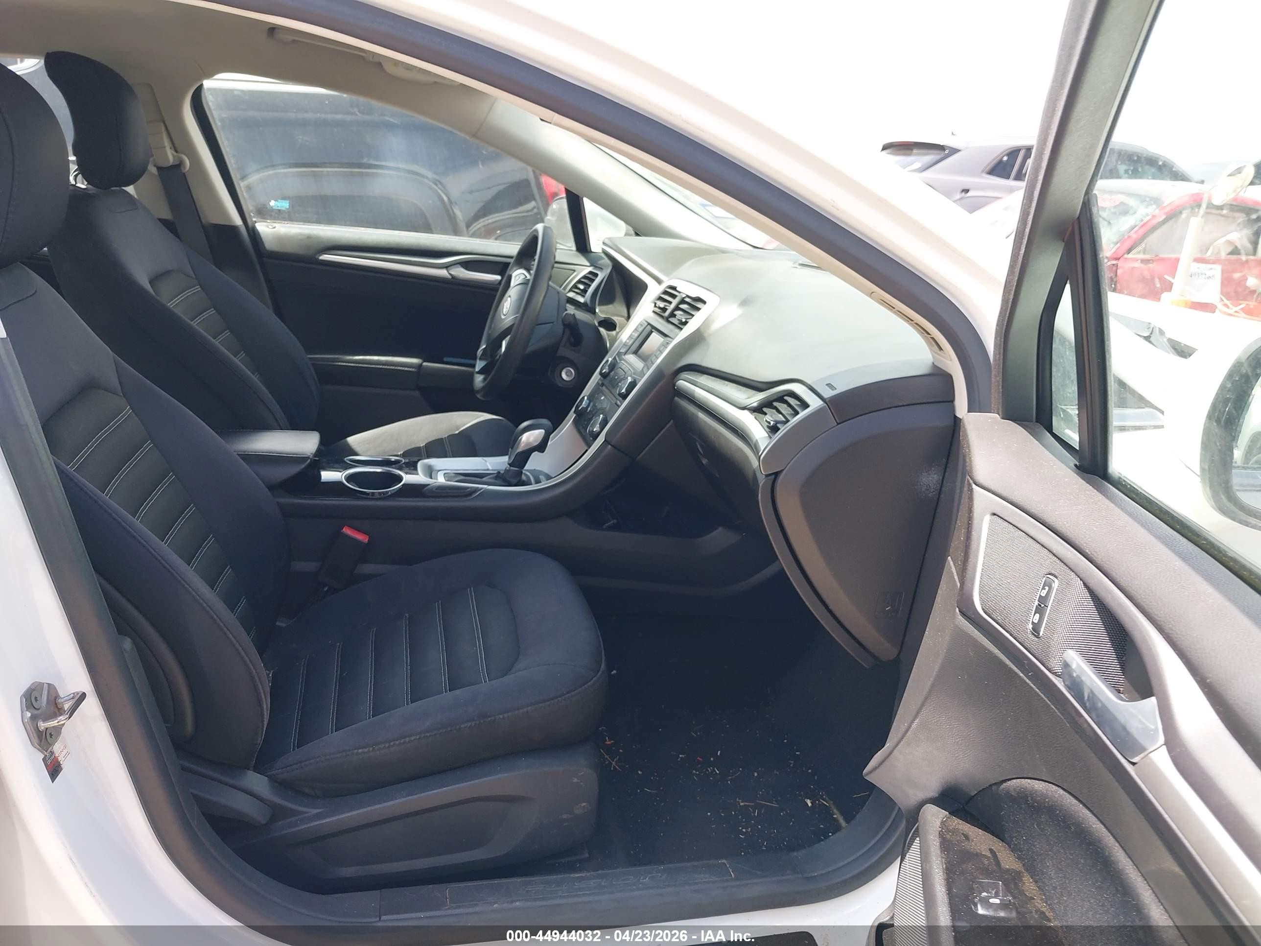 2013 Ford Fusion Se White vin: 3FA6P0HR1DR374864