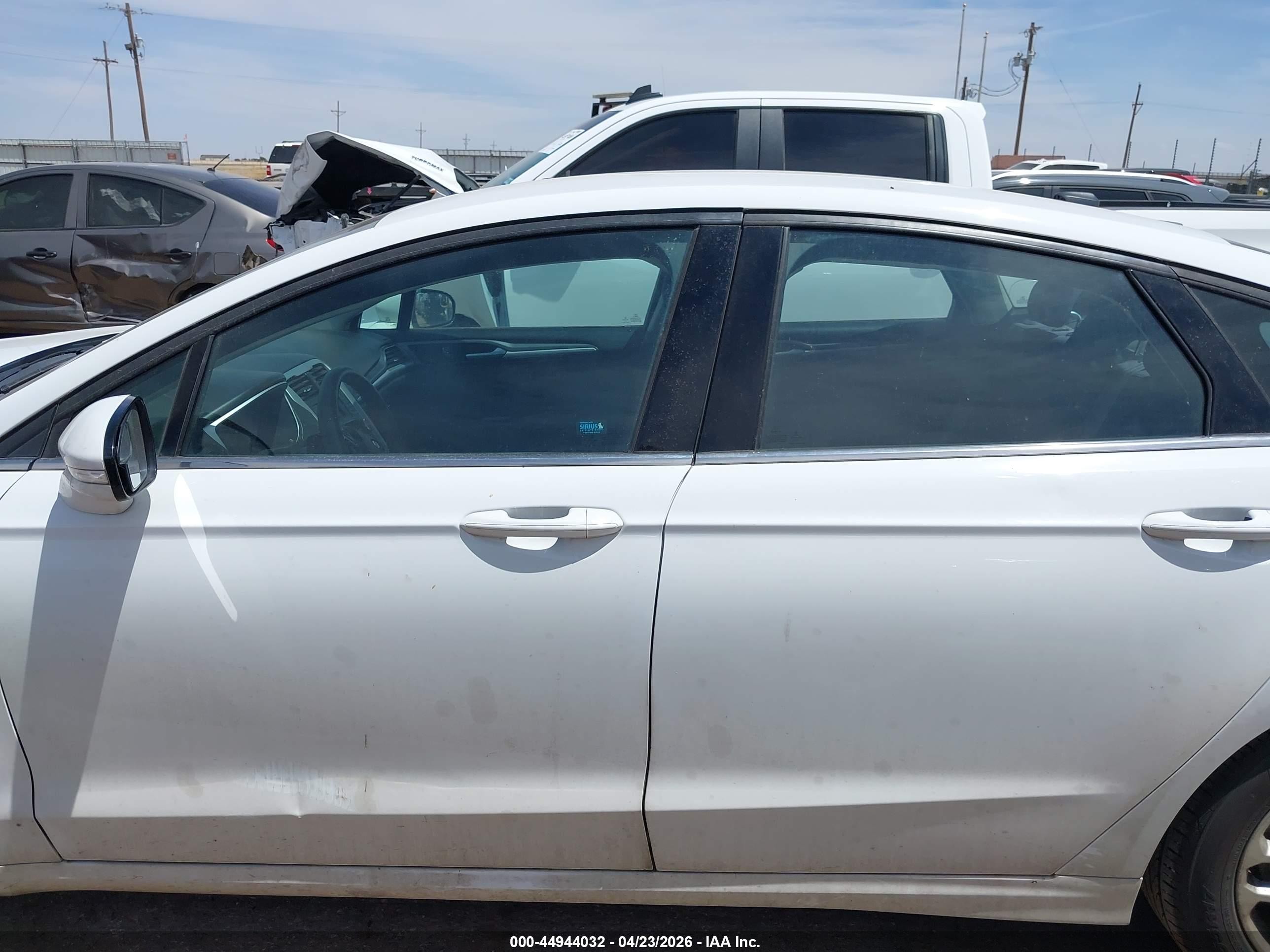 2013 Ford Fusion Se White vin: 3FA6P0HR1DR374864