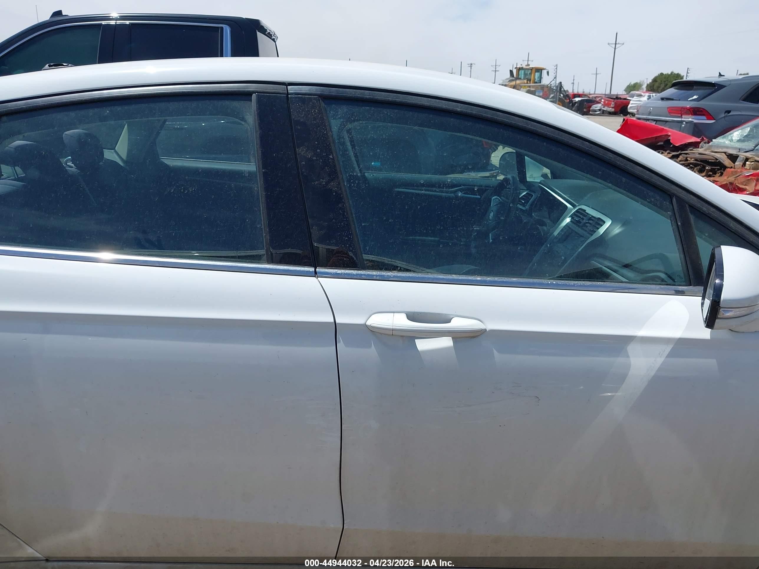 2013 Ford Fusion Se White vin: 3FA6P0HR1DR374864