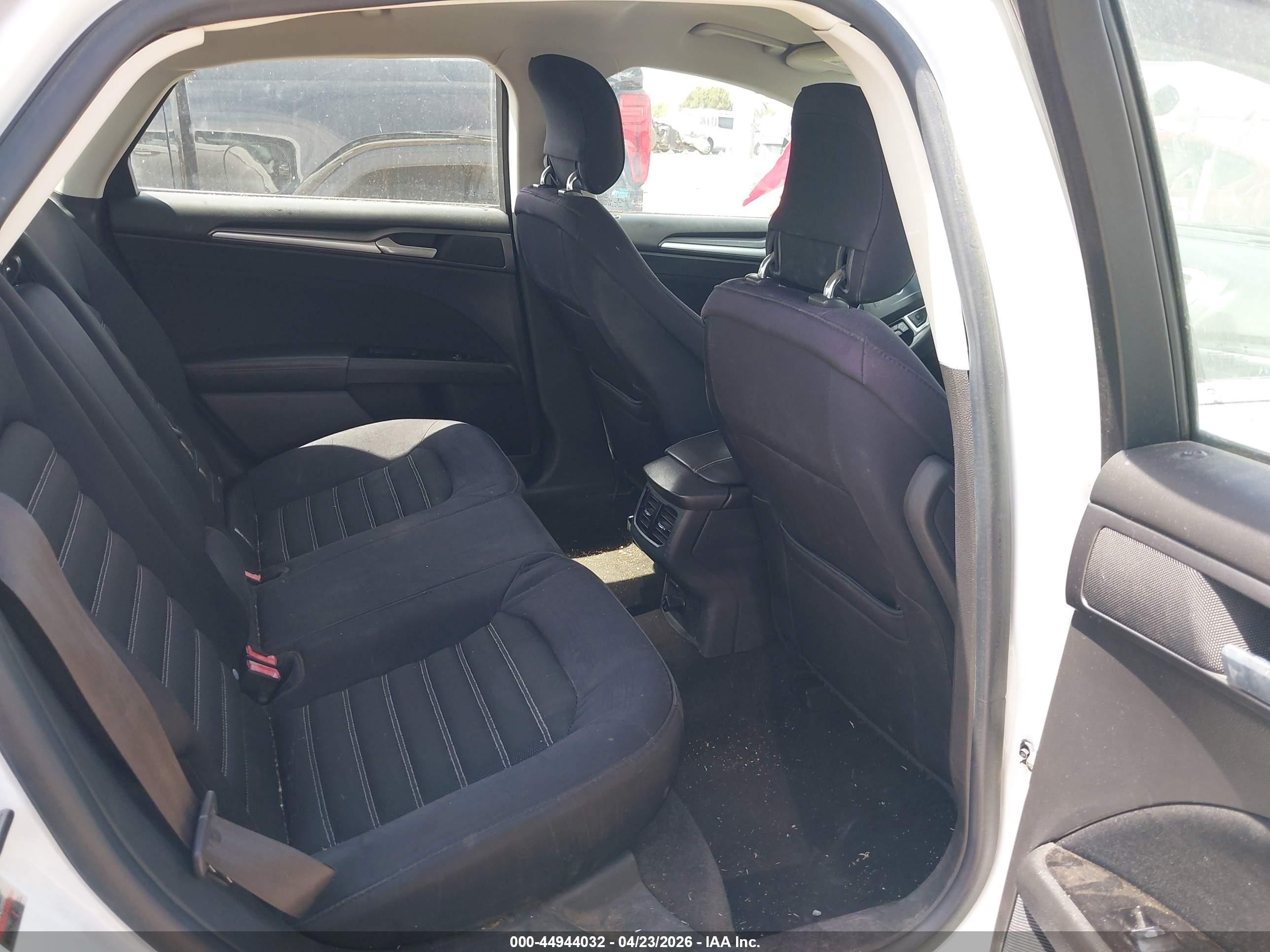 2013 Ford Fusion Se White vin: 3FA6P0HR1DR374864