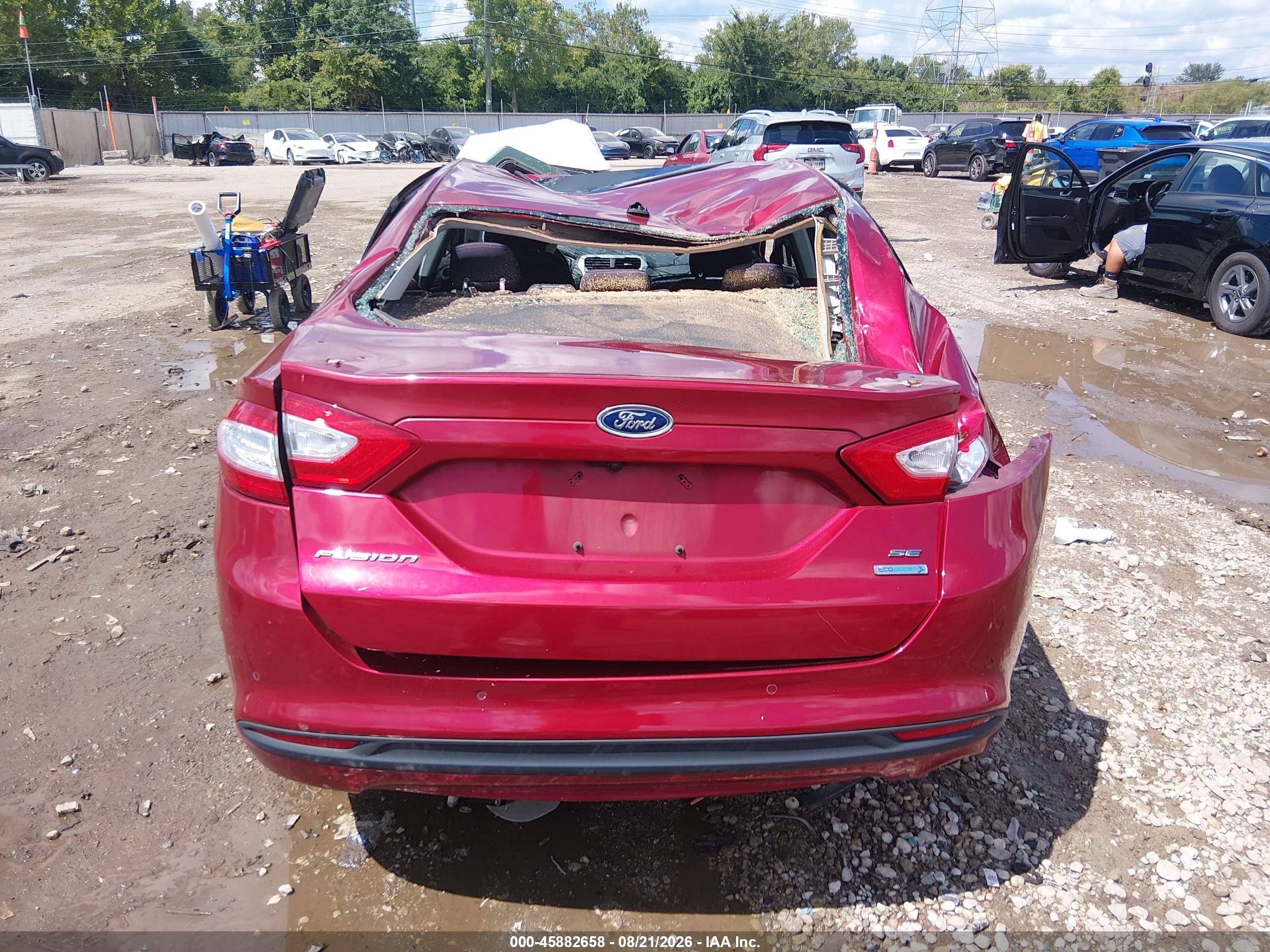 2013 Ford Fusion Se Red vin: 3FA6P0HR2DR139843