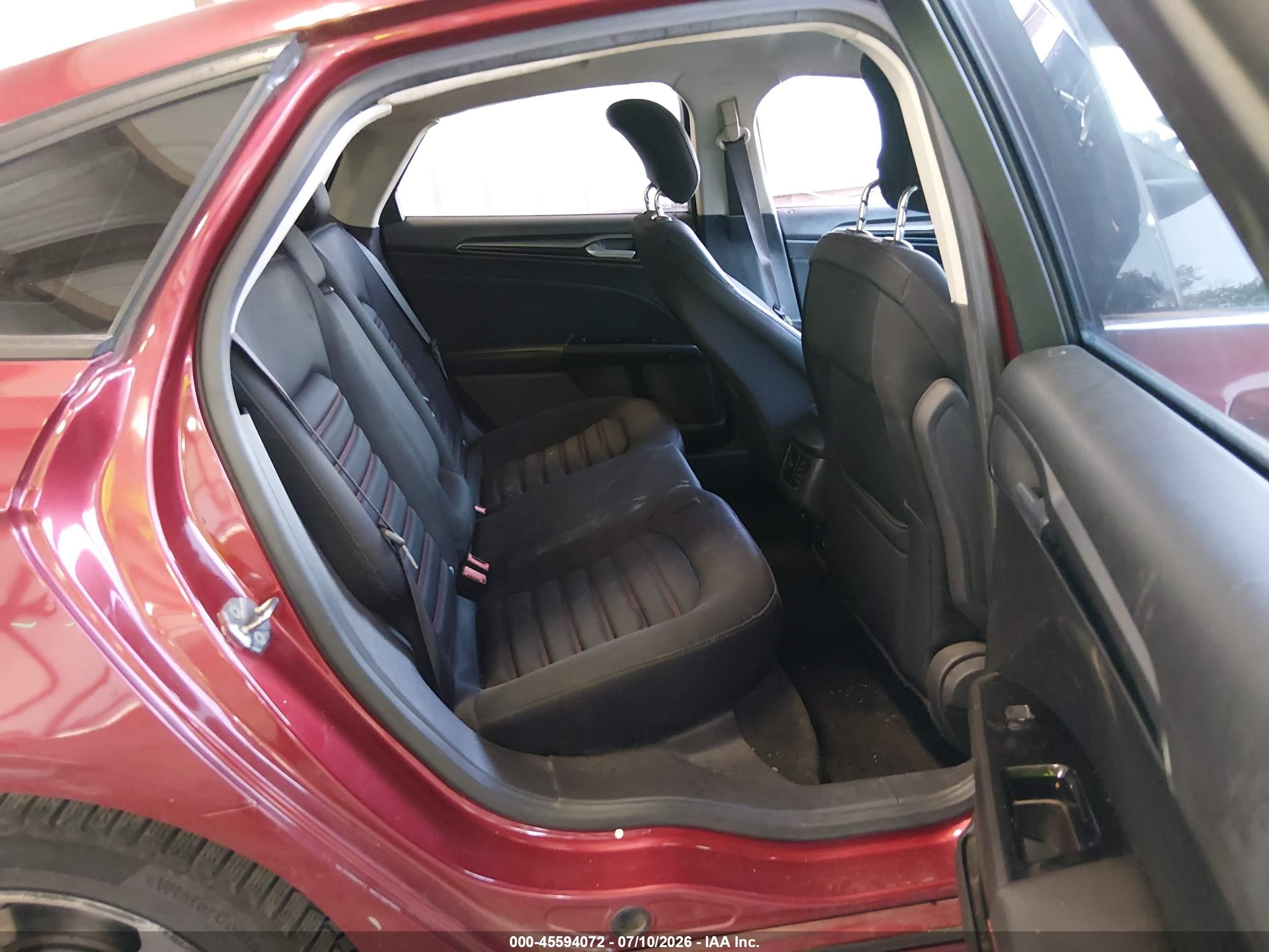 2013 Ford Fusion Se Red vin: 3FA6P0HR2DR148767