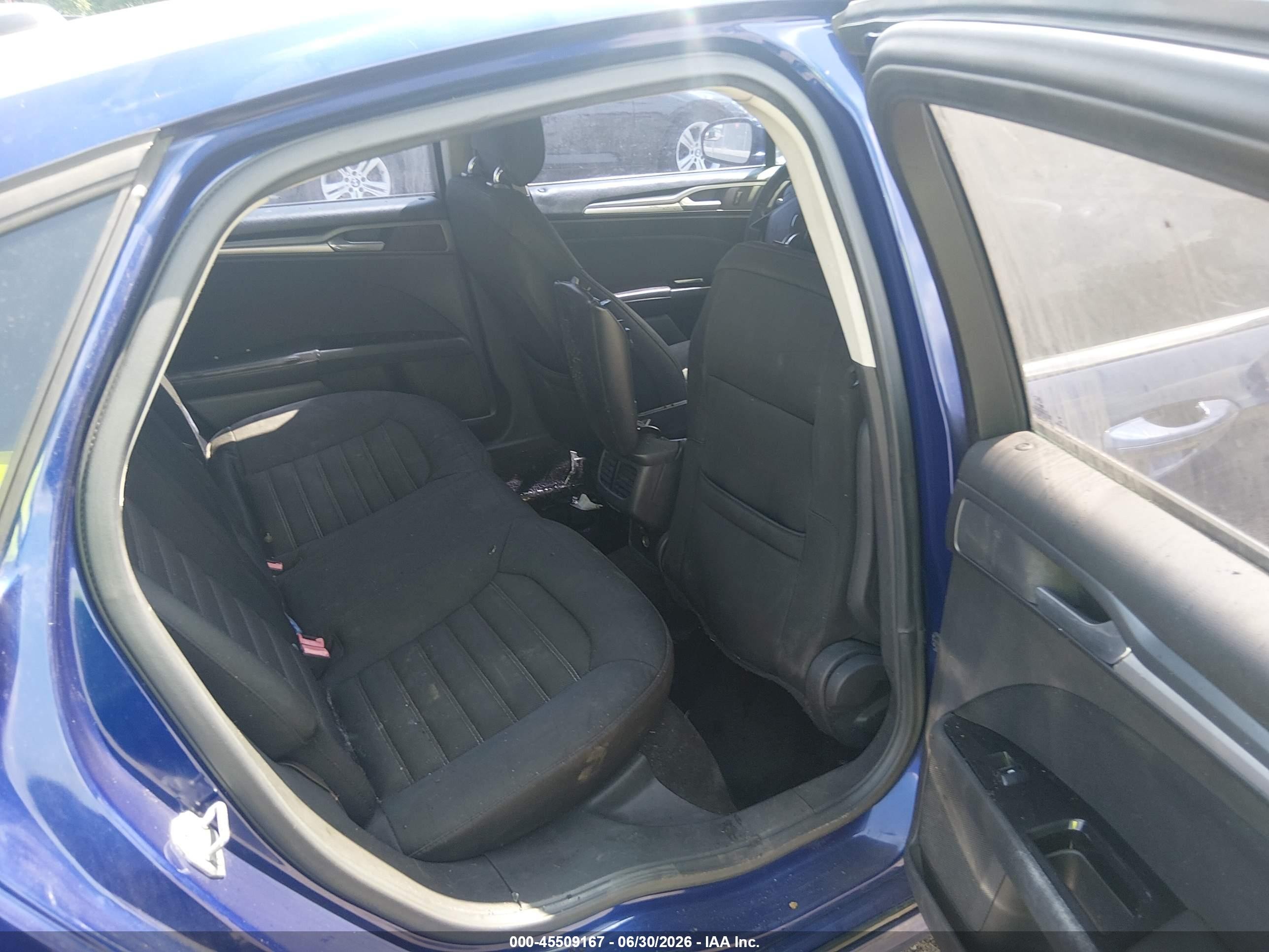 2013 Ford Fusion Se Blue vin: 3FA6P0HR2DR164970
