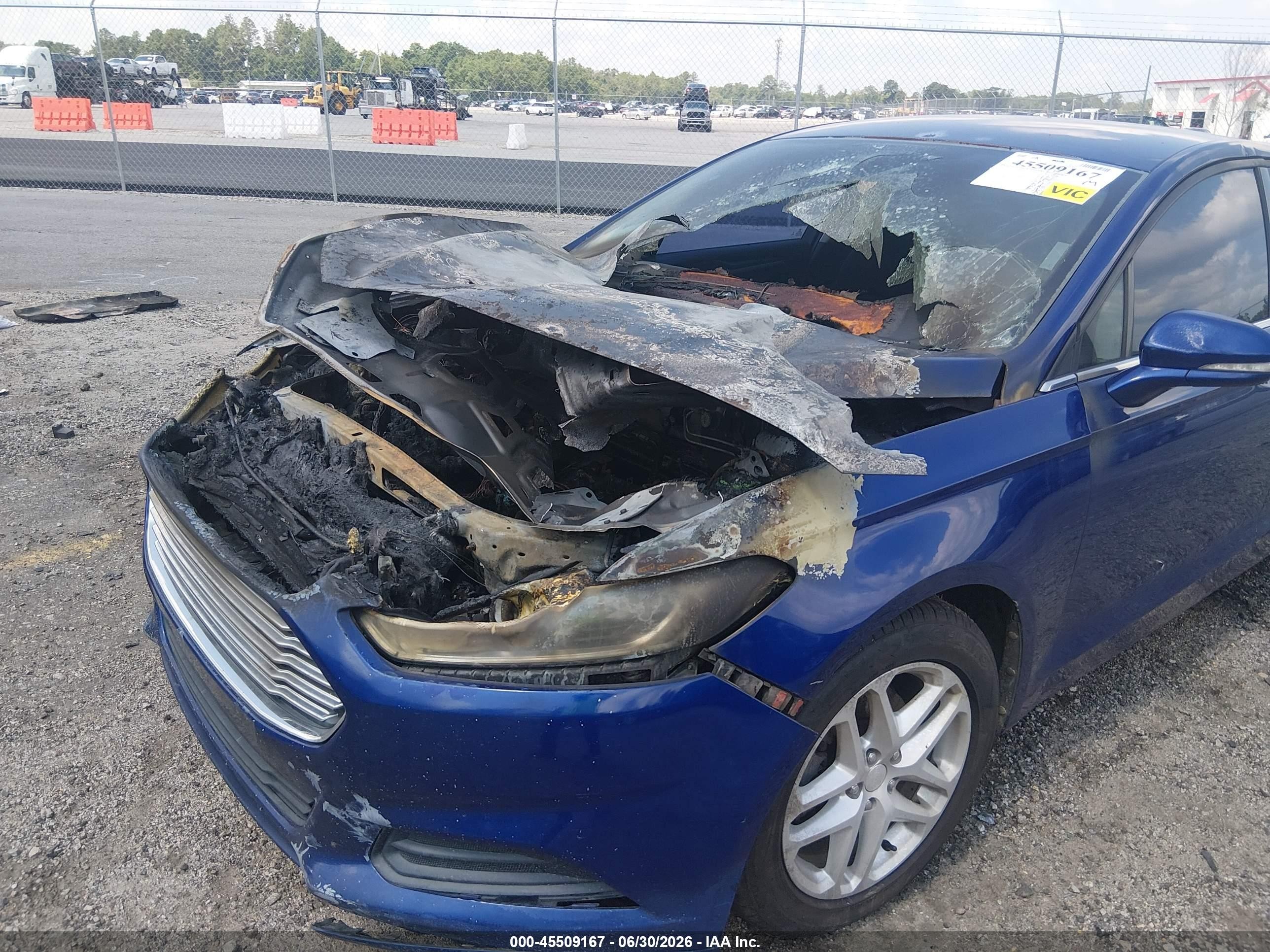 2013 Ford Fusion Se Blue vin: 3FA6P0HR2DR164970