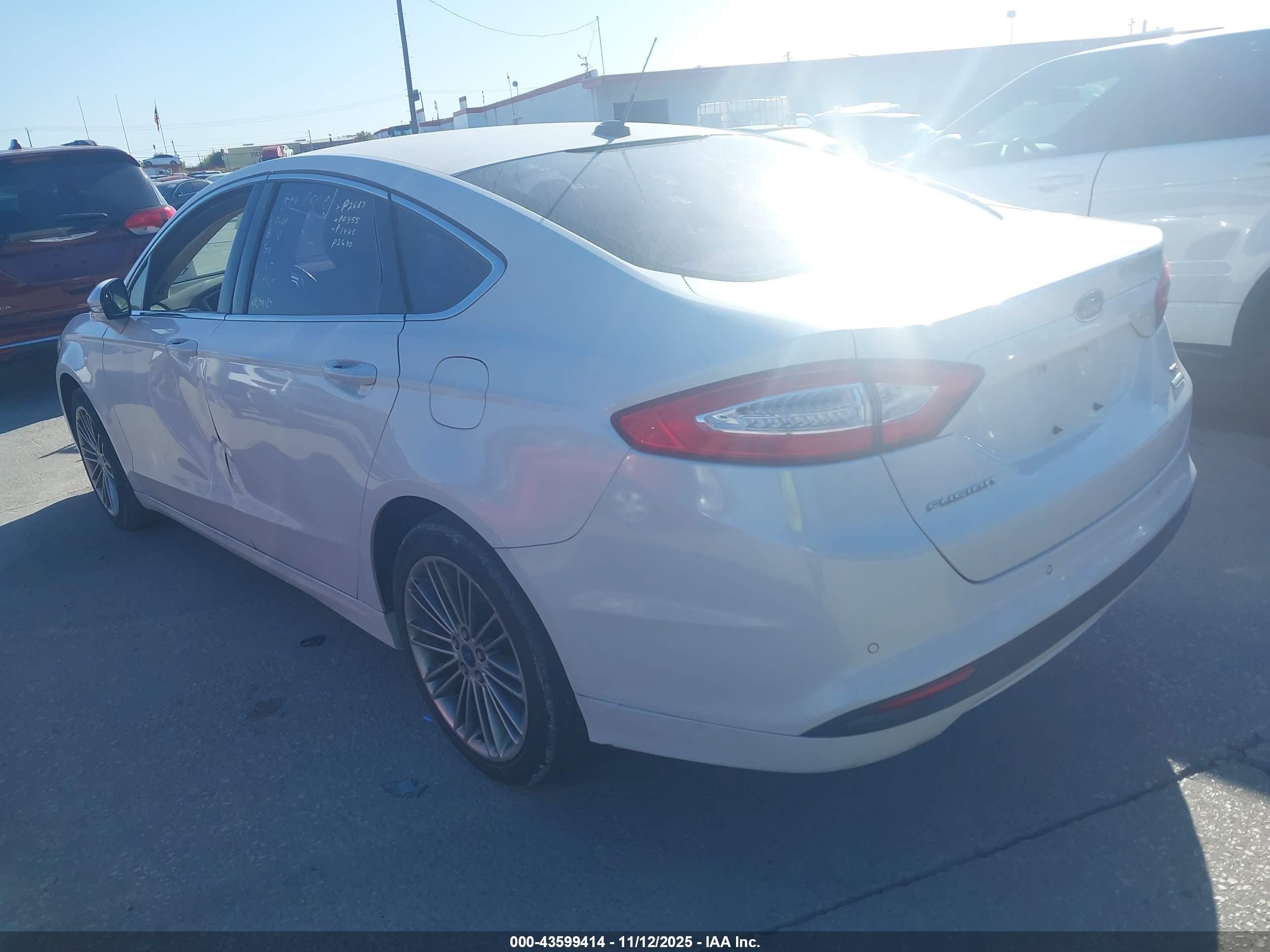 2013 Ford Fusion Se Cream vin: 3FA6P0HR2DR184653