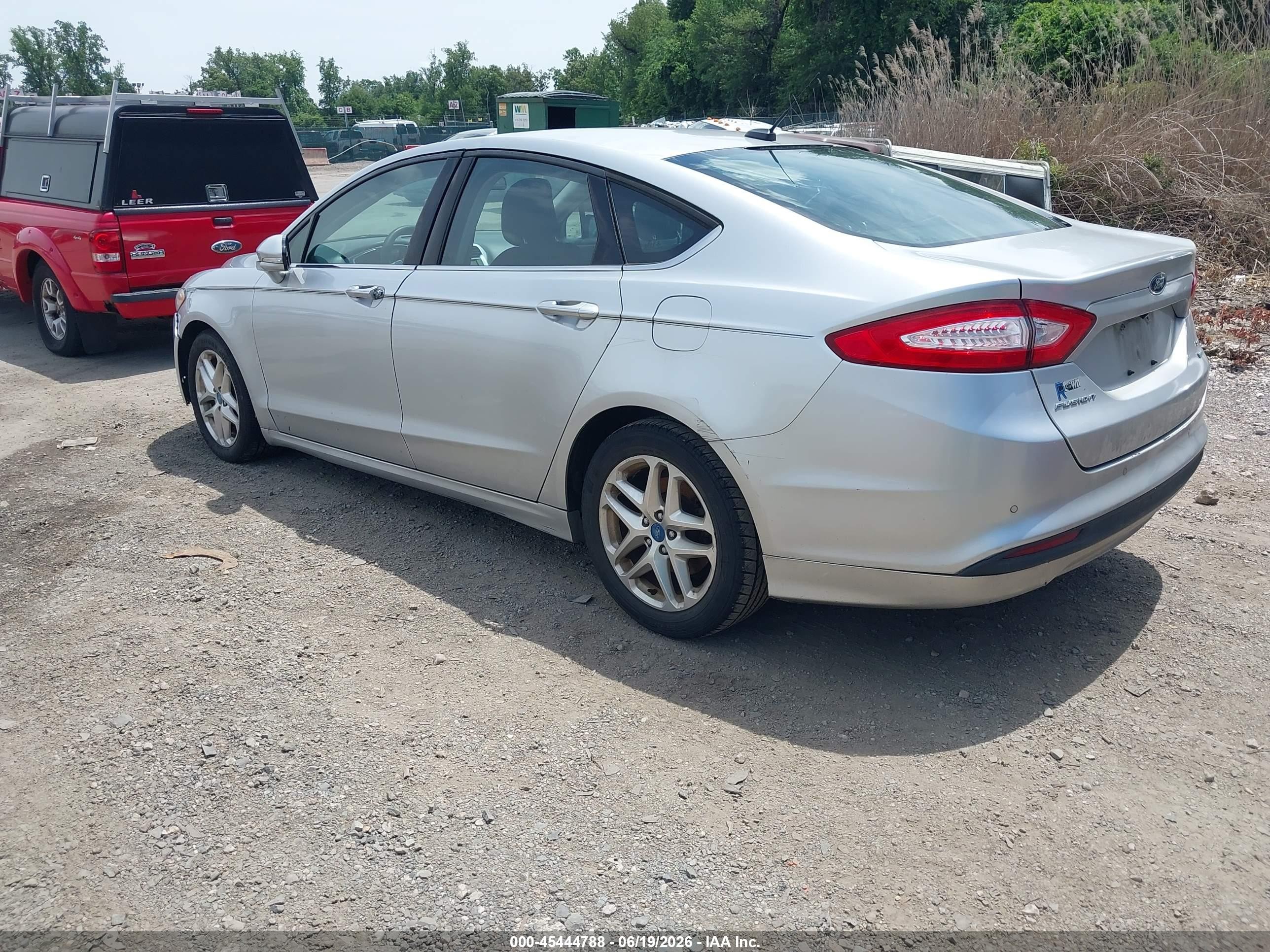 2013 Ford Fusion Se Silver vin: 3FA6P0HR2DR197516