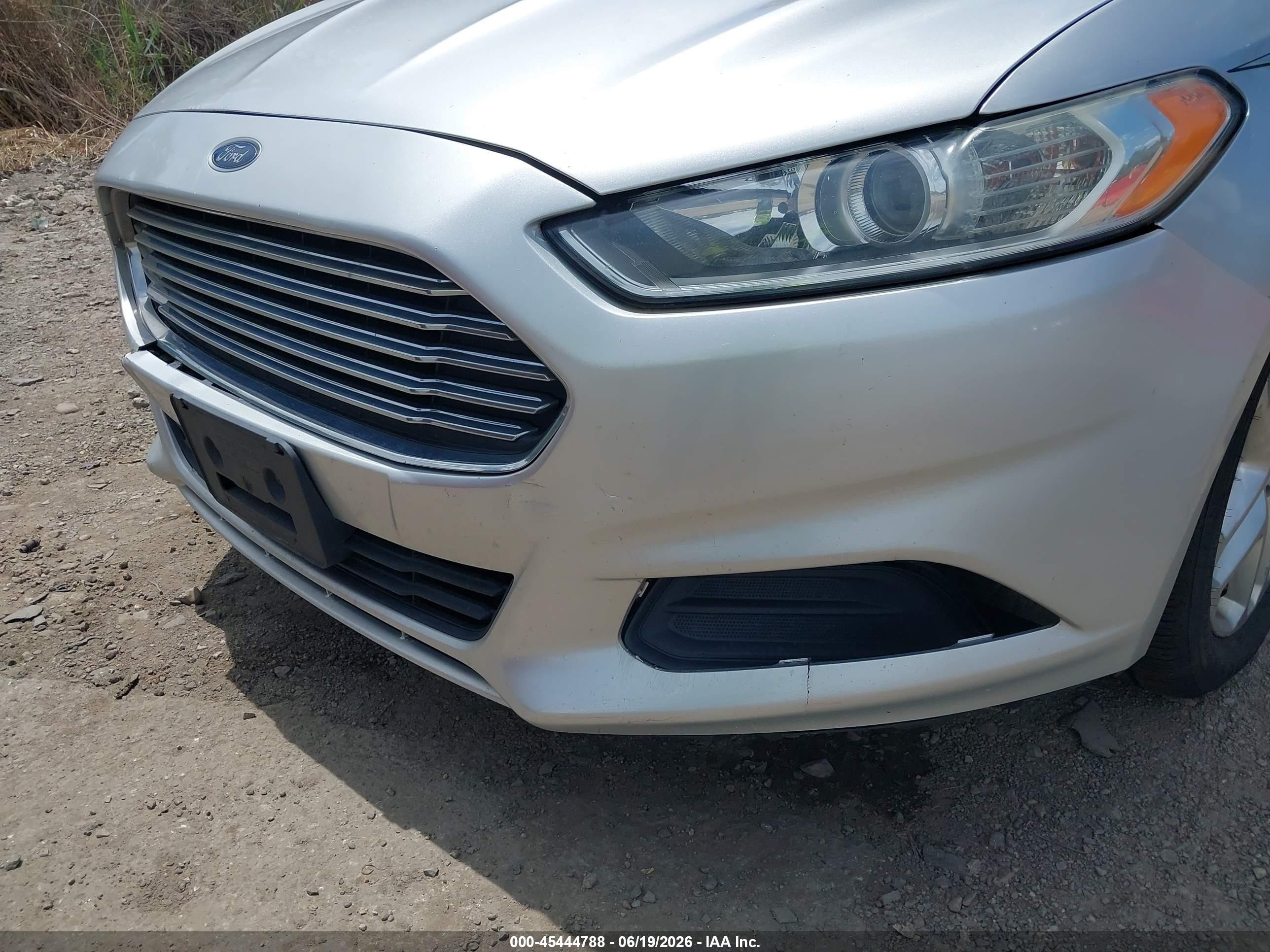 2013 Ford Fusion Se Silver vin: 3FA6P0HR2DR197516