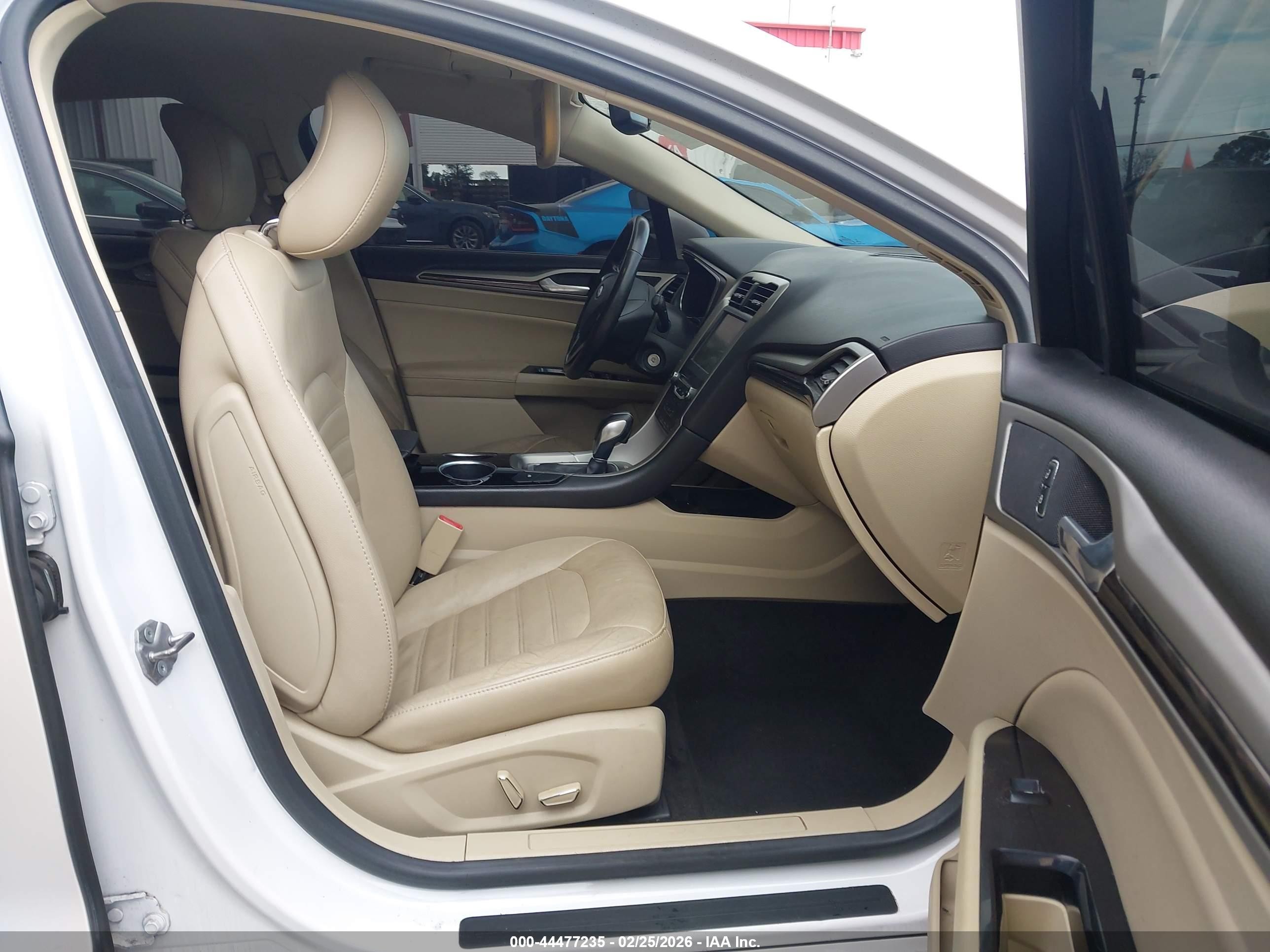 2013 Ford Fusion Se White vin: 3FA6P0HR2DR310381