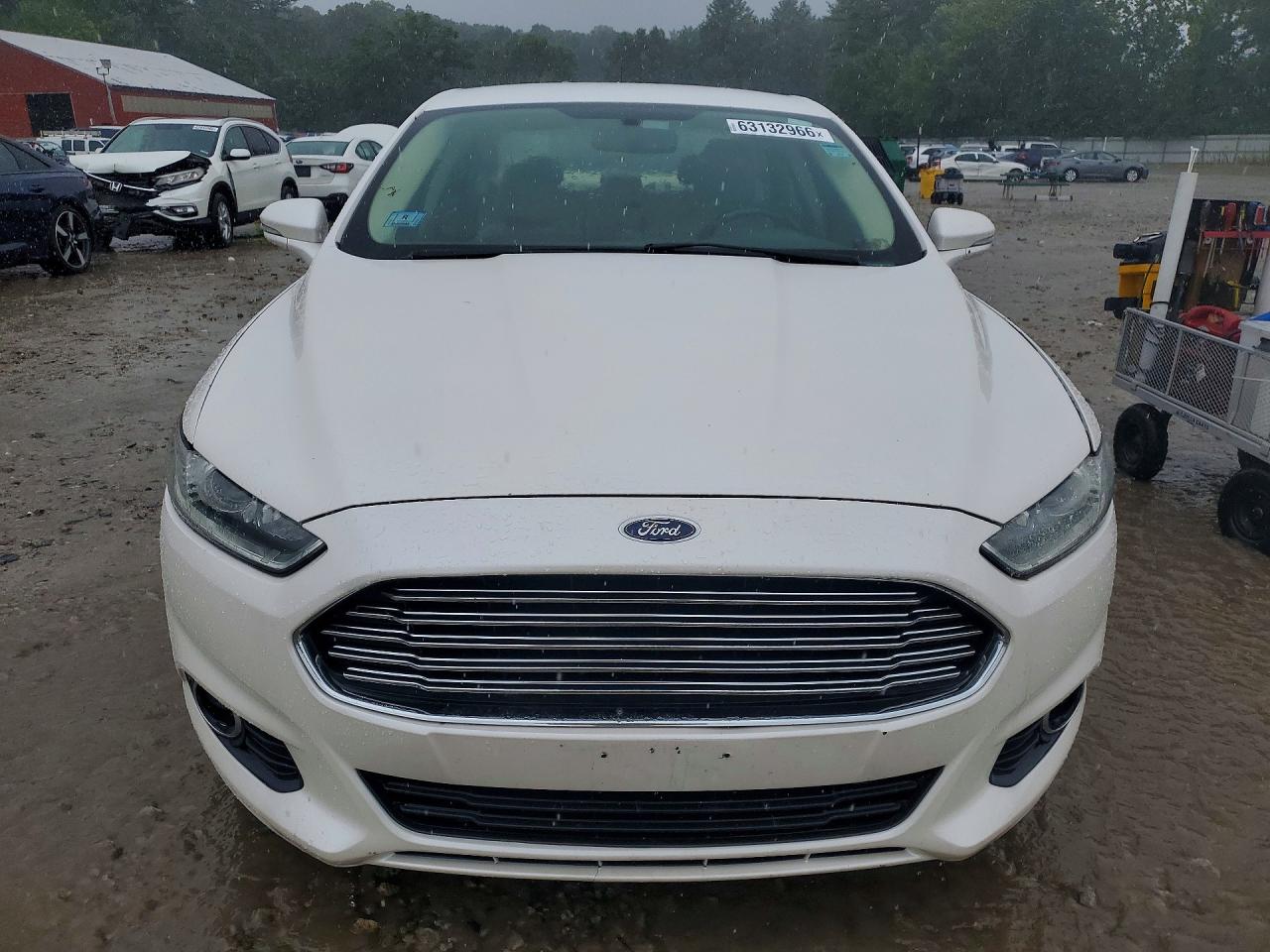 2013 Ford Fusion Se Белый vin: 3FA6P0HR2DR337905