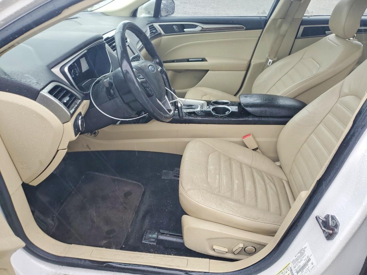 2013 Ford Fusion Se Белый vin: 3FA6P0HR2DR337905